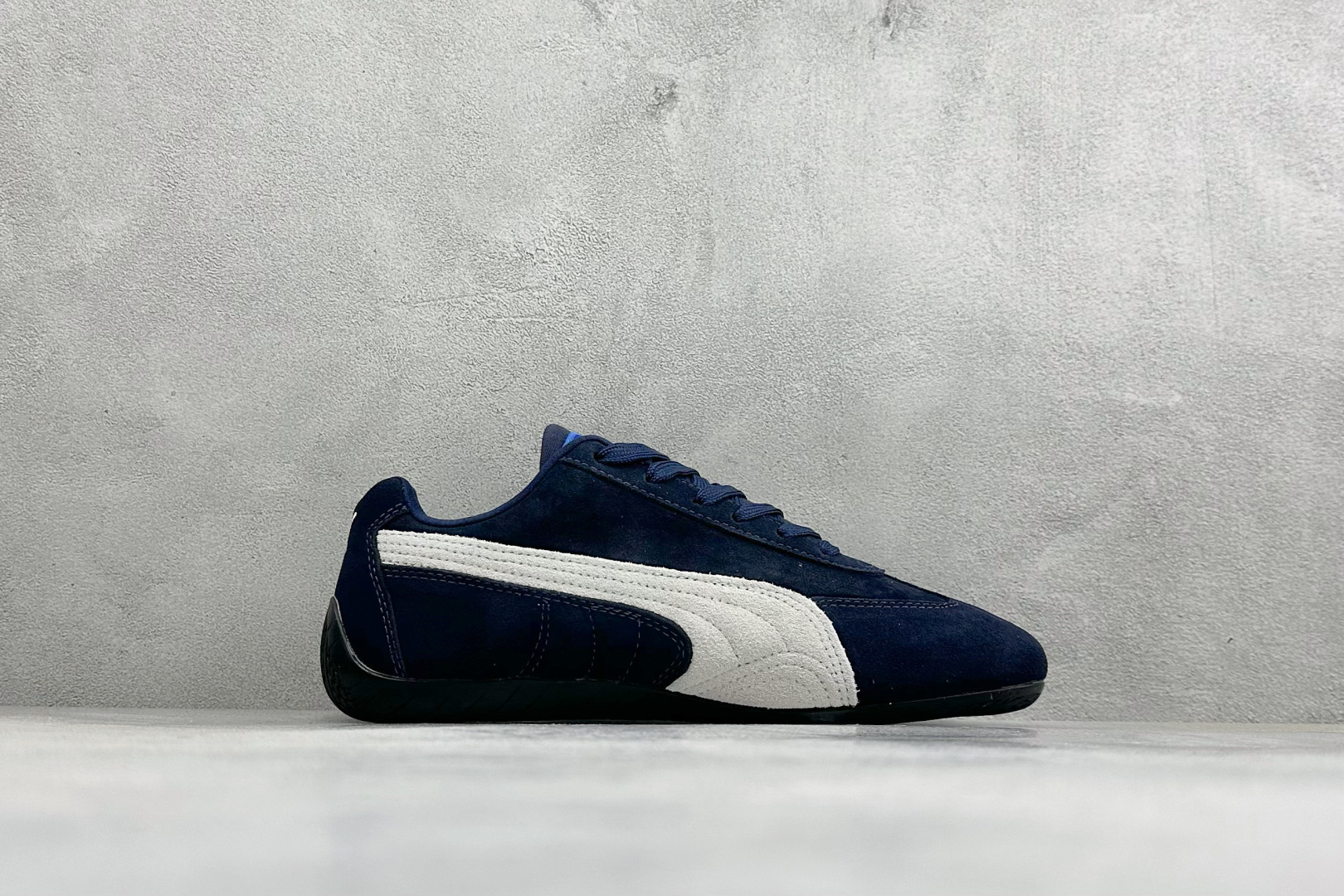 M版Puma Speedcet Etoile Wns 彪马薄底德迅复古运动休闲赛车跑鞋 以趣味十足又前卫复古的设计引领潮 M版Puma Speedcet Etoile Wns 彪马薄底德迅复古运动休闲赛车跑鞋 以趣味十足又前卫复古的设计引领潮