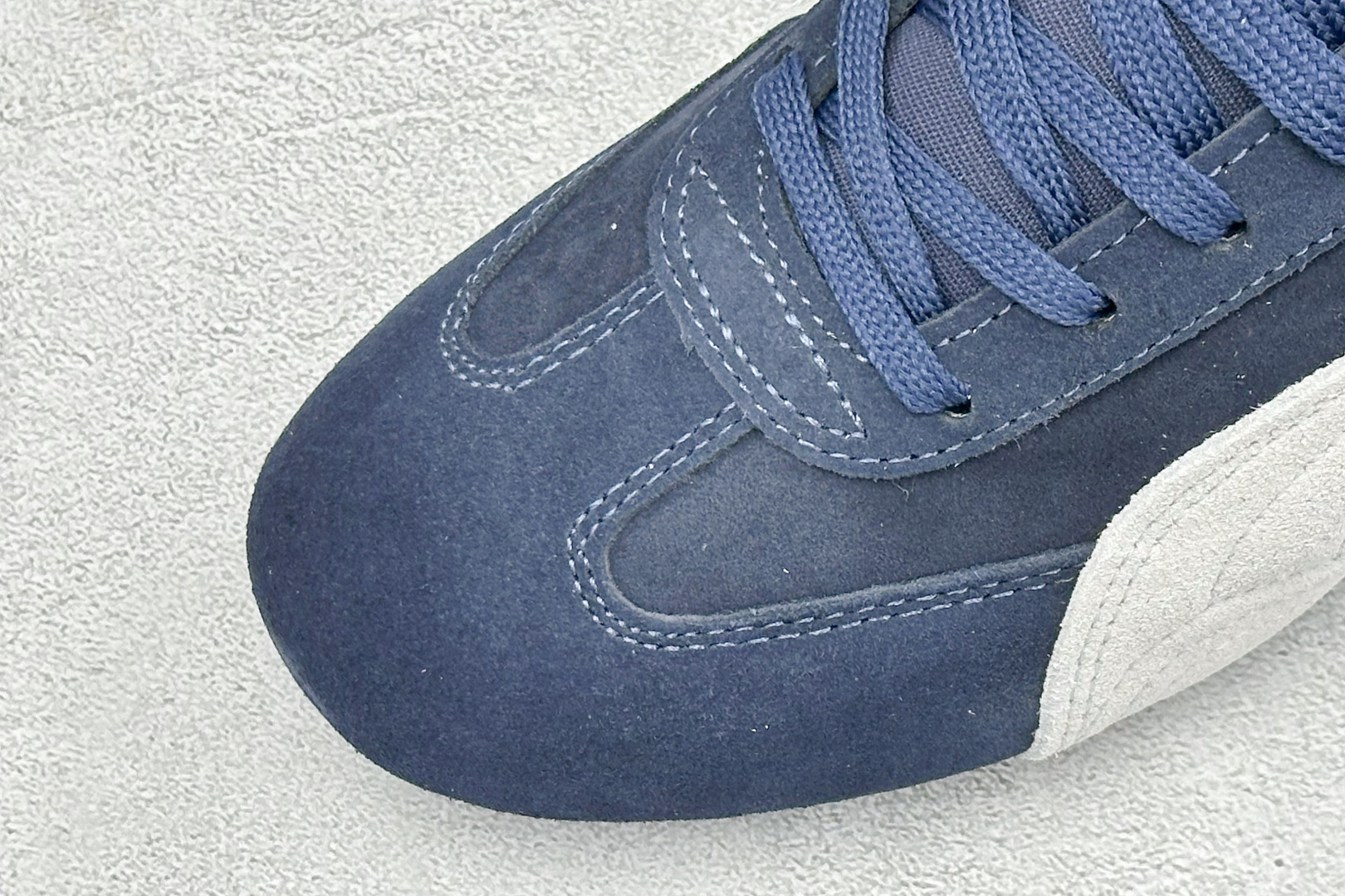 M版Puma Speedcet Etoile Wns 彪马薄底德迅复古运动休闲赛车跑鞋 以趣味十足又前卫复古的设计引领潮 M版Puma Speedcet Etoile Wns 彪马薄底德迅复古运动休闲赛车跑鞋 以趣味十足又前卫复古的设计引领潮