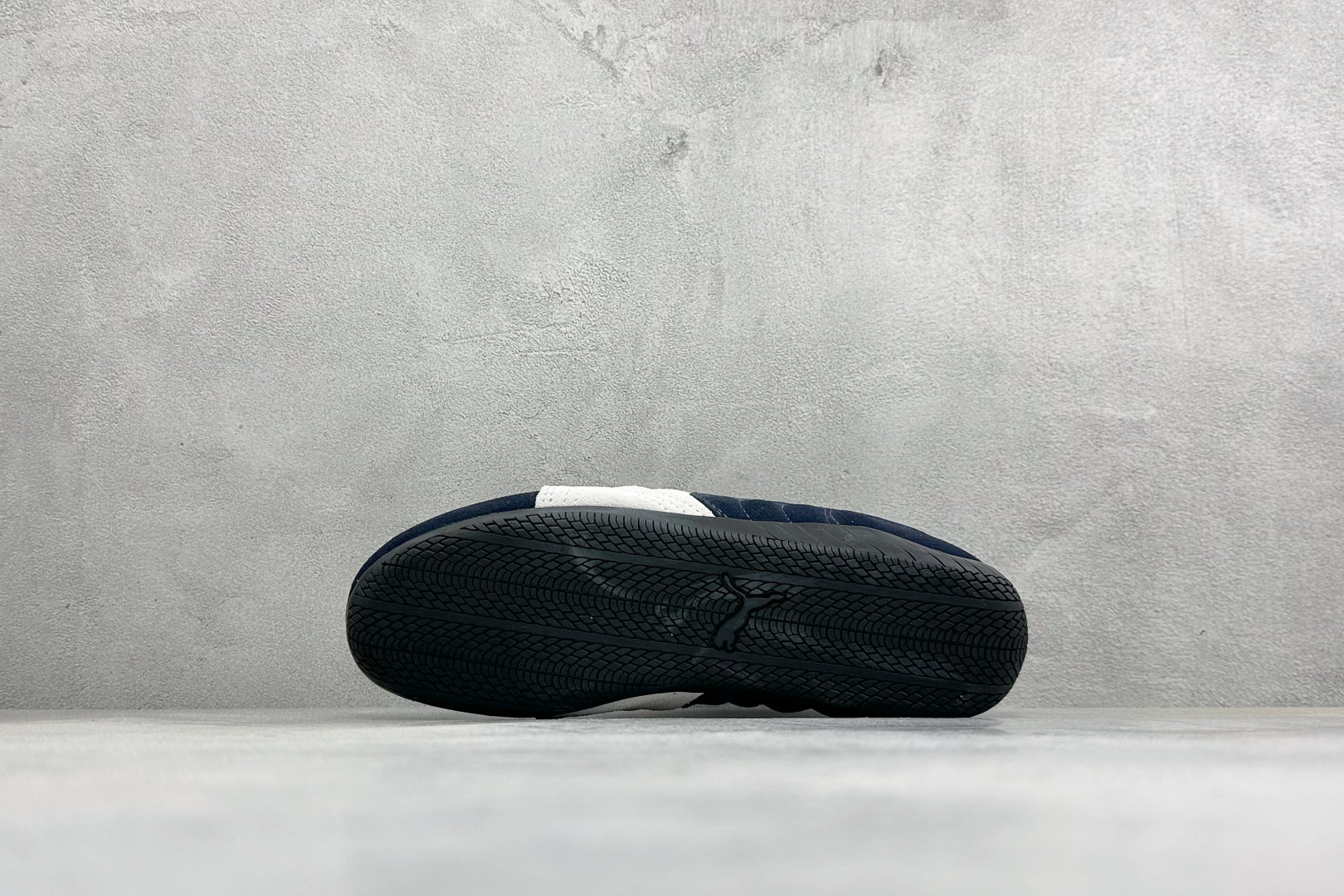 M版Puma Speedcet Etoile Wns 彪马薄底德迅复古运动休闲赛车跑鞋 以趣味十足又前卫复古的设计引领潮 M版Puma Speedcet Etoile Wns 彪马薄底德迅复古运动休闲赛车跑鞋 以趣味十足又前卫复古的设计引领潮