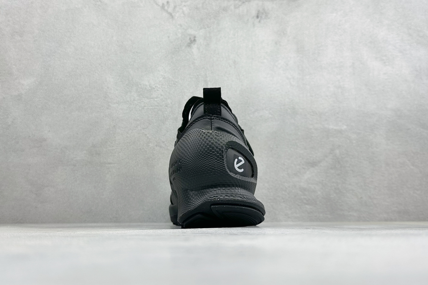 Ecco爱步 Biom C-Trail 健步C 舒适时尚 简约时尚 减震防滑 低帮休闲鞋 戈尔防水薄膜内衬提供强大的透气 Ecco爱步 Biom C-Trail 健步C 舒适时尚 简约时尚 减震防滑 低帮休闲鞋 戈尔防水薄膜内衬提供强大的透气