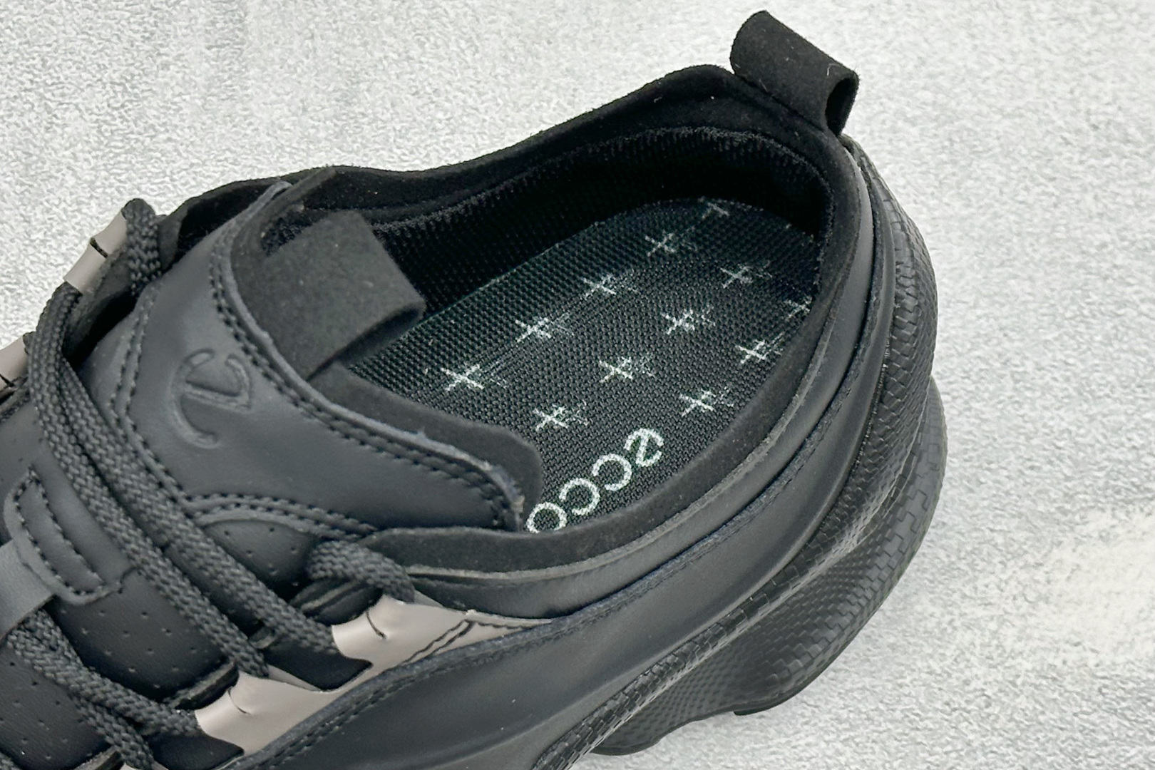 Ecco爱步 Biom C-Trail 健步C 舒适时尚 简约时尚 减震防滑 低帮休闲鞋 戈尔防水薄膜内衬提供强大的透气 Ecco爱步 Biom C-Trail 健步C 舒适时尚 简约时尚 减震防滑 低帮休闲鞋 戈尔防水薄膜内衬提供强大的透气