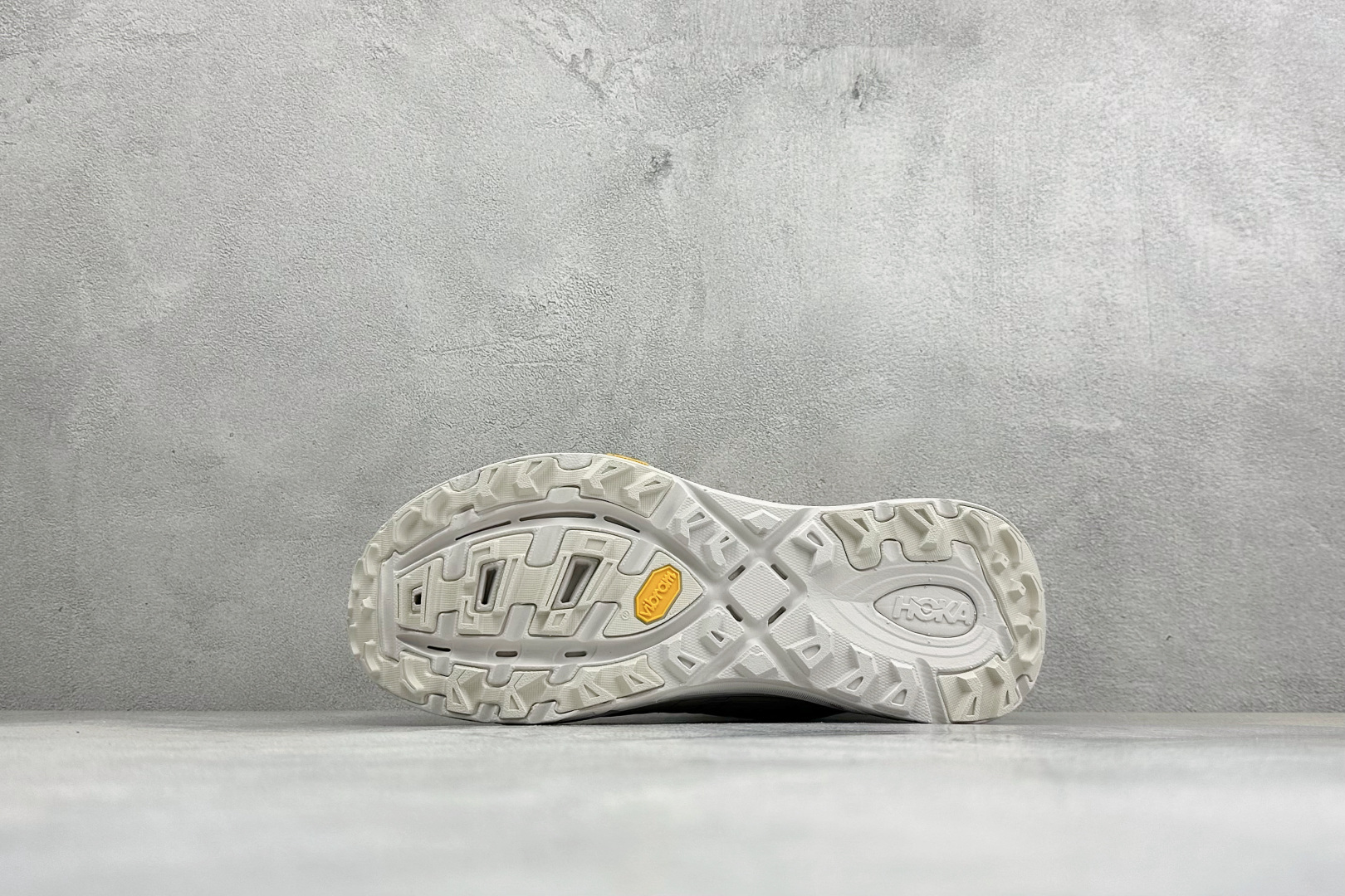 Hoka Mafate Speed 2 马法特二代超轻厚底轻量山地跑步鞋 #轻量化材料Fresh Foam。超轻量中底全