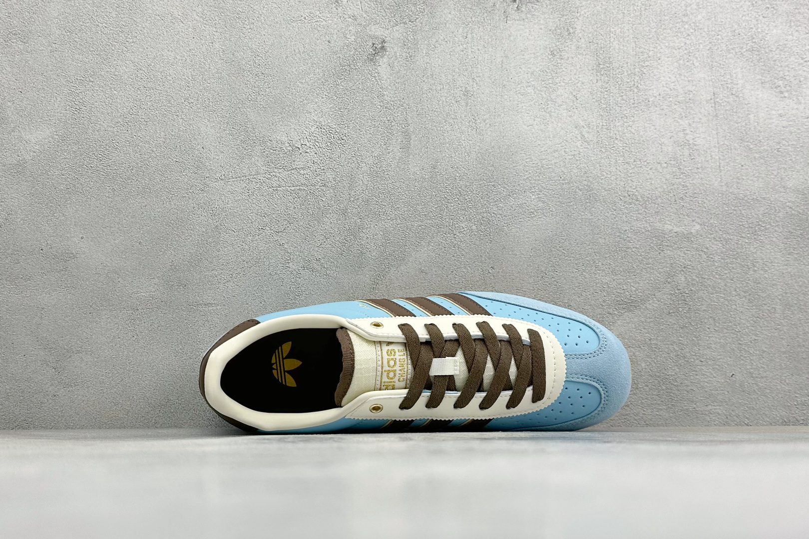 Adidas Originals Changle系列 阿迪达斯 三叶草 百搭低帮休闲运动板鞋 货号：LA1356 Siz