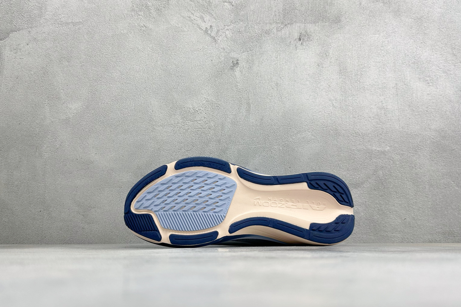 BF版Nike Air Zoom Pegasus 42 耐克网面透气轻便耐磨跑鞋 货号:IB1881-400 尺码:36 BF版Nike Air Zoom Pegasus 42 耐克网面透气轻便耐磨跑鞋 货号:IB1881-400 尺码:36