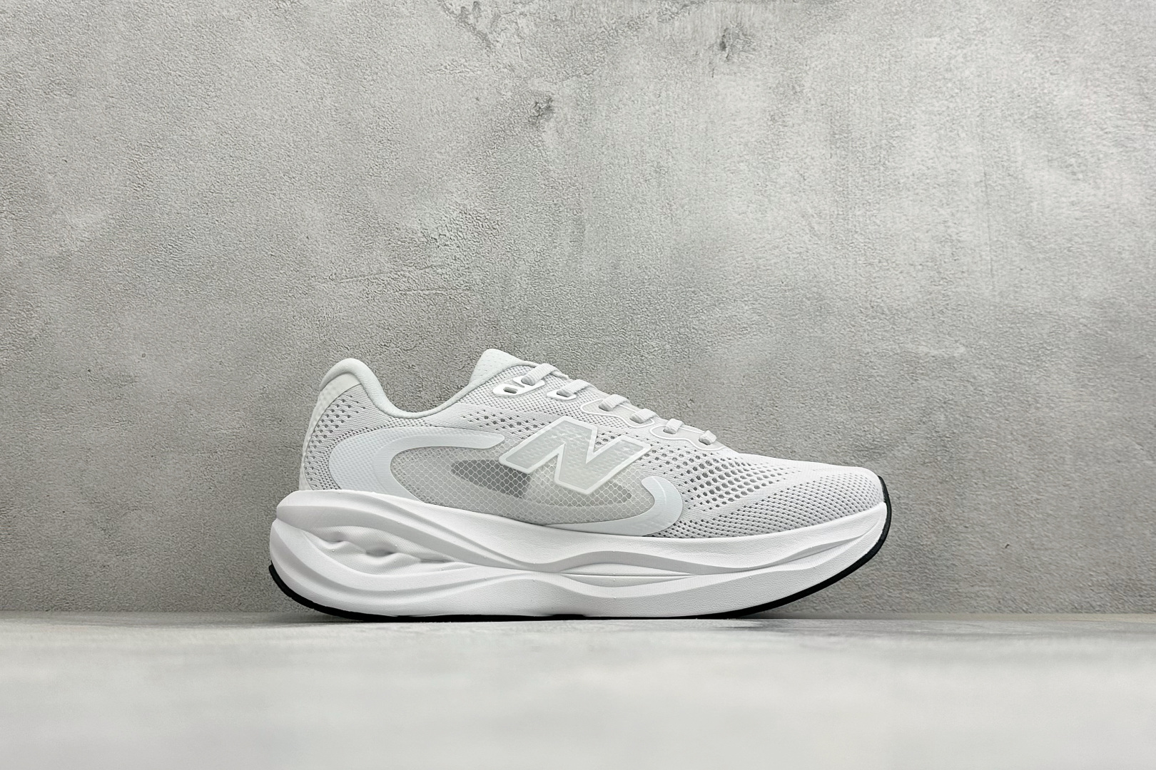 新百伦New Balance Fresh FoamXNB880 柔软舒适防滑耐磨低帮休闲跑步鞋 货号：M880C16 尺
