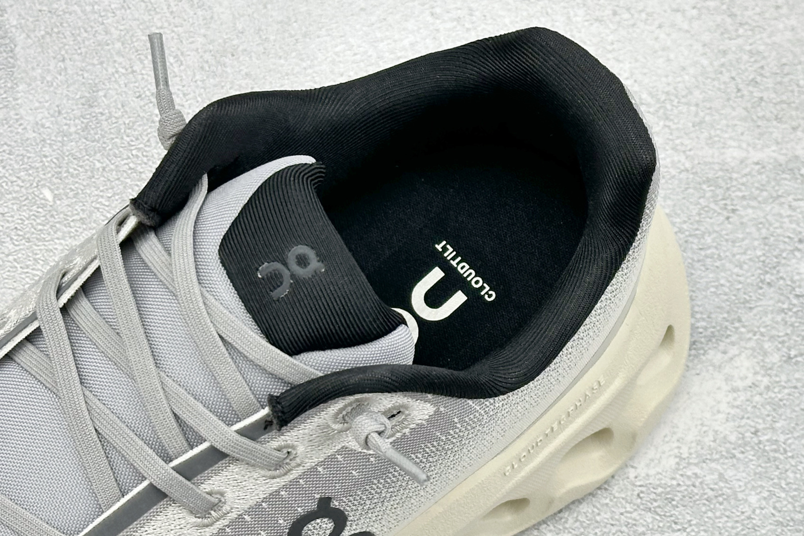 XF版On昂跑 Cloudtiit CL 户外街头机能风跑步鞋 Cloud Hi Edge户外机能融合街头潮流 越界开启