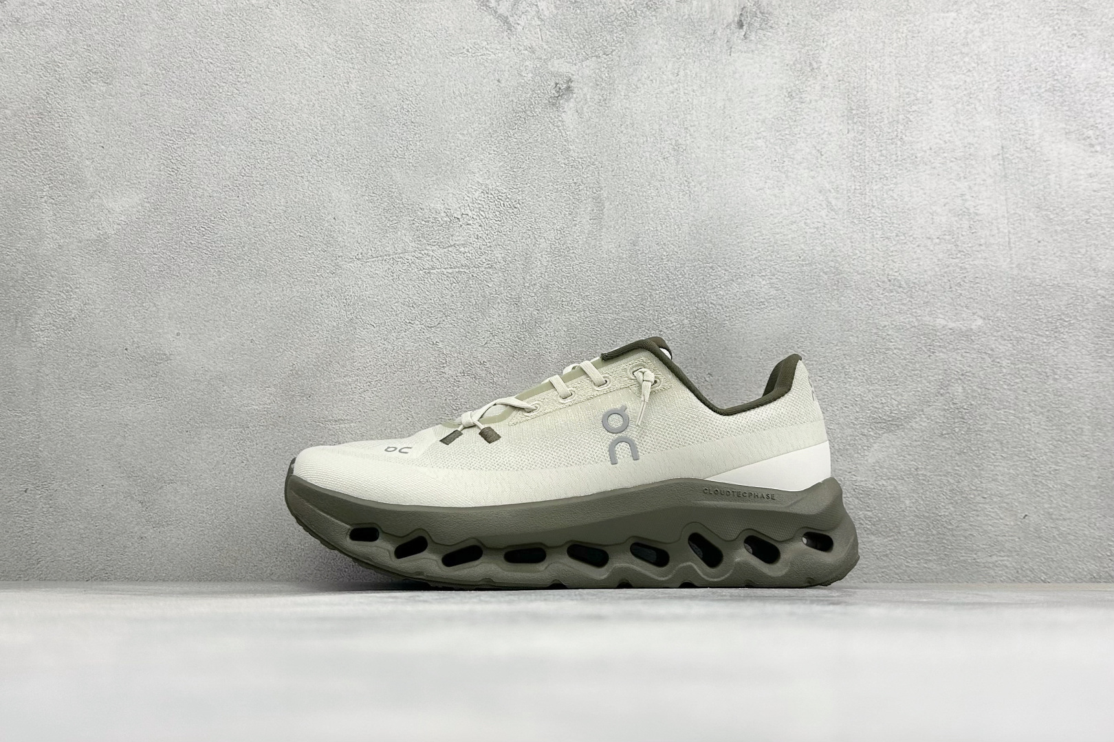 终端放店 XF版On昂跑 Cloudtiit CL 户外街头机能风跑步鞋 Cloud Hi Edge户外机能融合街头潮流