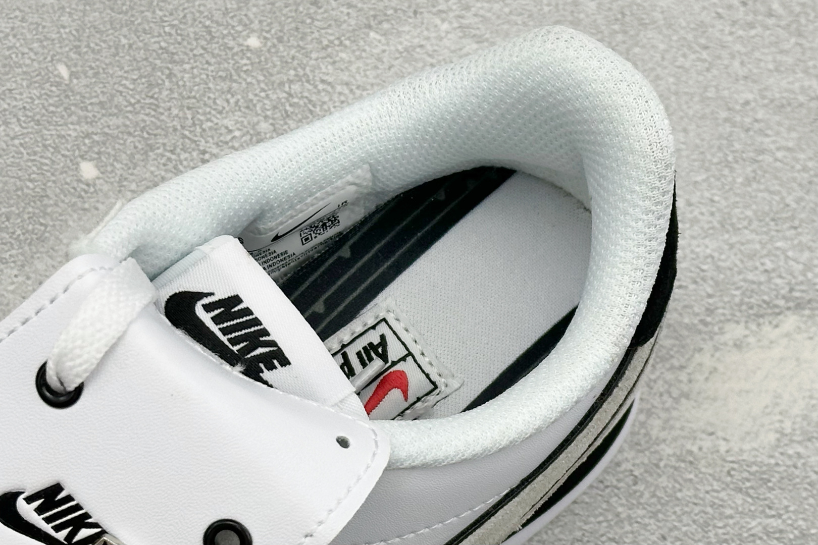 XH版NIKE CORTEZ 经典轻便舒适阿甘休闲跑步鞋 货号：FQ0259-110 尺码：36-45 