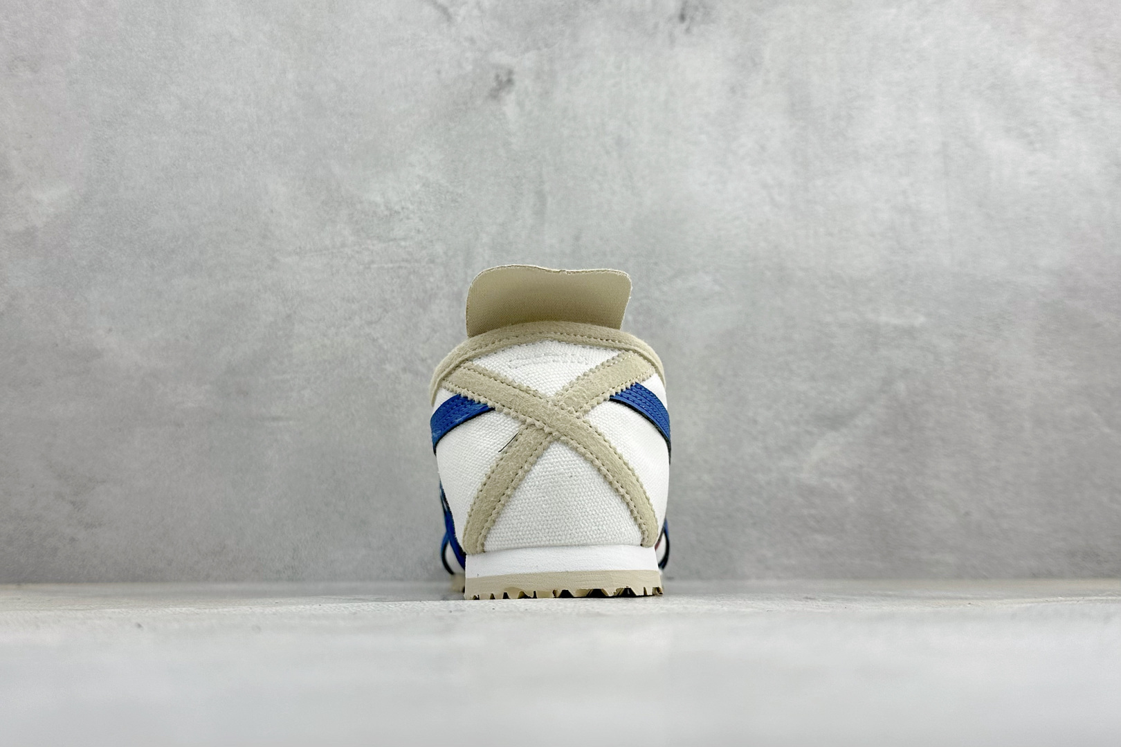 FS版MEXICO 66 SLIP-ON 亚瑟士复古低帮休闲跑鞋 TOKUTEN的灵感来源于80年代的室内用鞋 T-TO