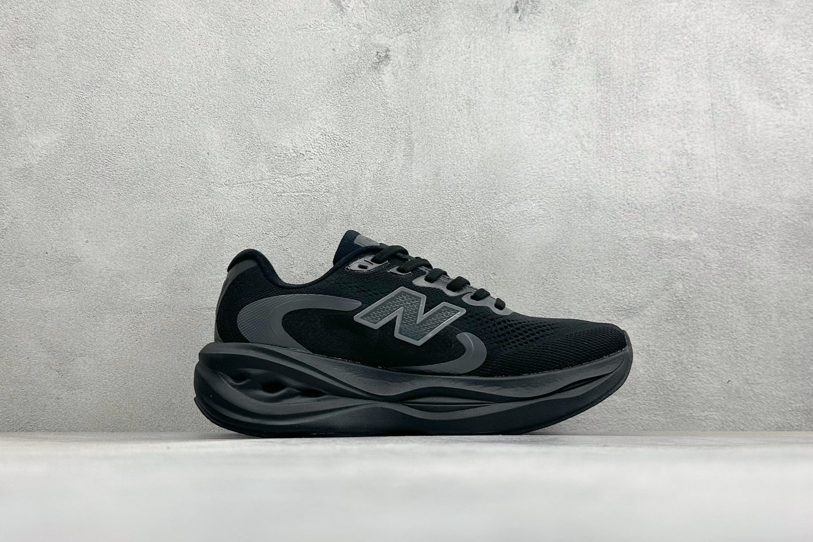 新百伦New Balance Fresh FoamXNB880 柔软舒适防滑耐磨低帮休闲跑步鞋 货号：M880B16 尺