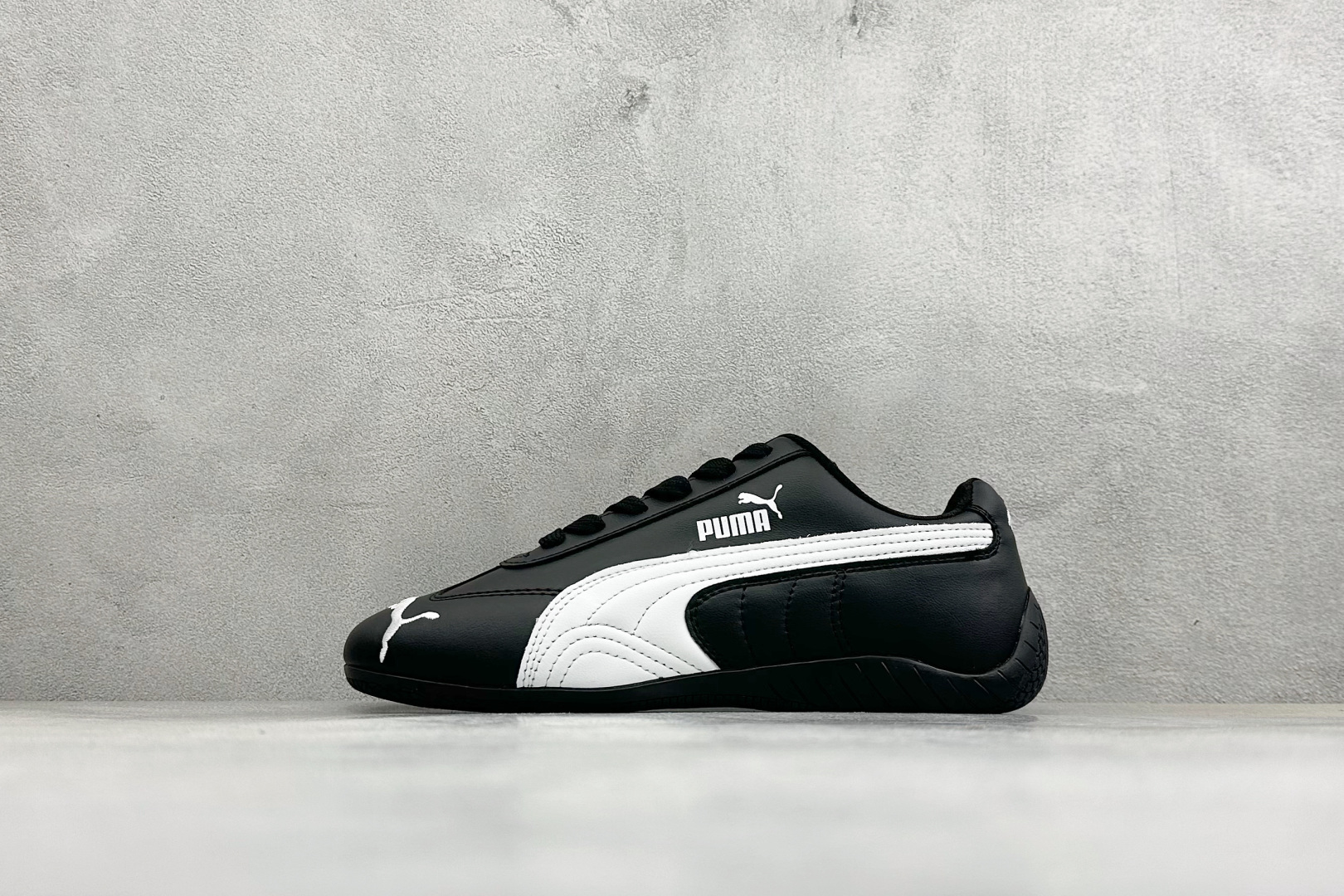 M版Puma Speedcet Etoile Wns 彪马薄底德迅复古运动休闲赛车跑鞋 以趣味十足又前卫复古的设计引领潮