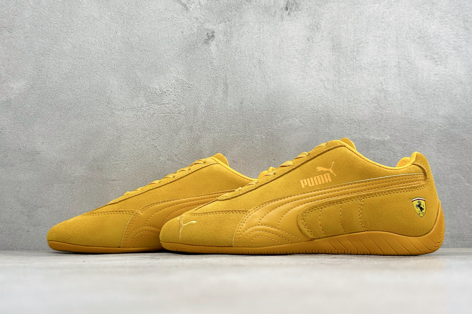 M版Puma Speedcet Etoile Wns 彪马薄底德迅复古运动休闲赛车跑鞋 以趣味十足又前卫复古的设计引领潮