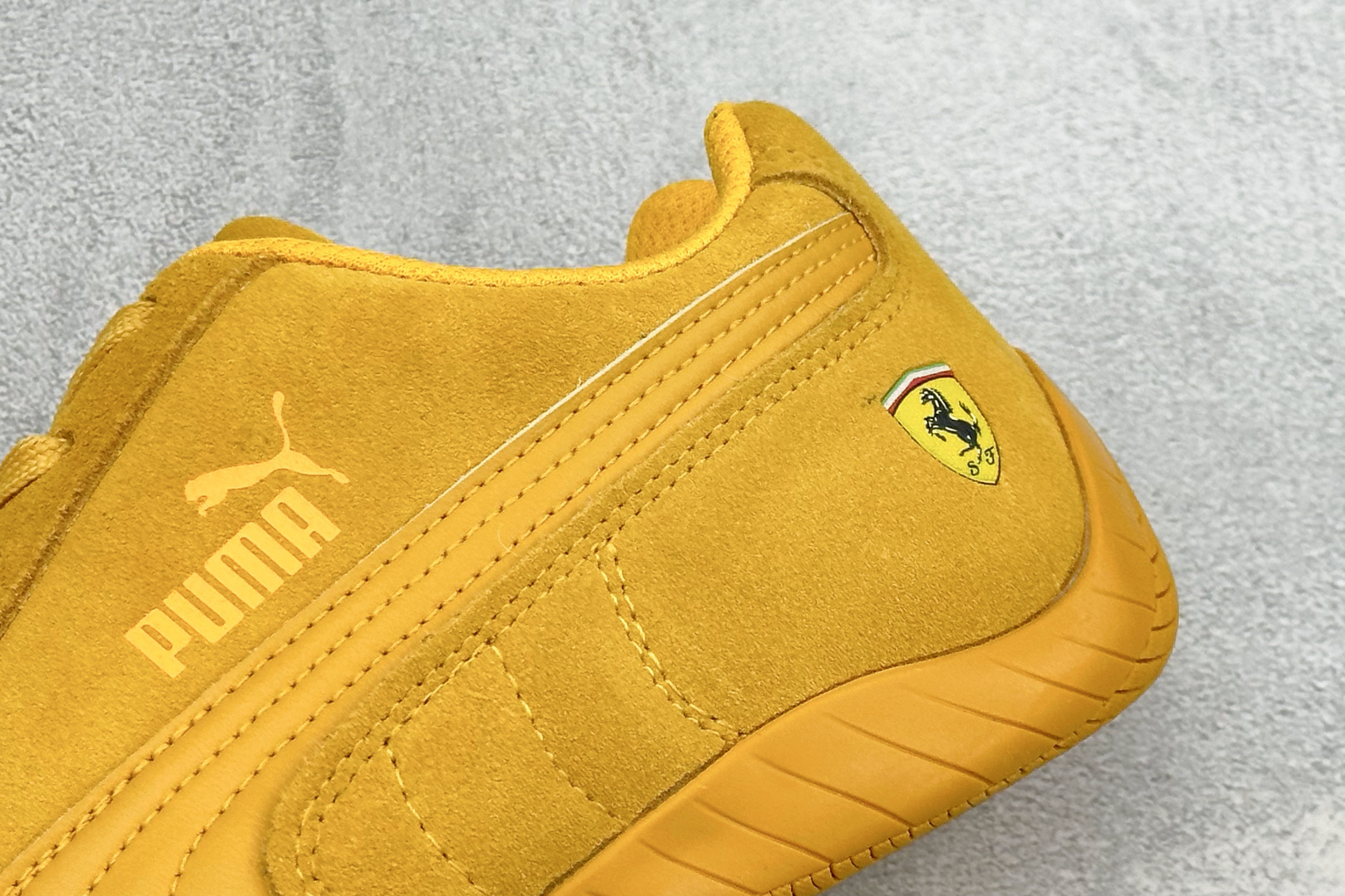 M版Puma Speedcet Etoile Wns 彪马薄底德迅复古运动休闲赛车跑鞋 以趣味十足又前卫复古的设计引领潮