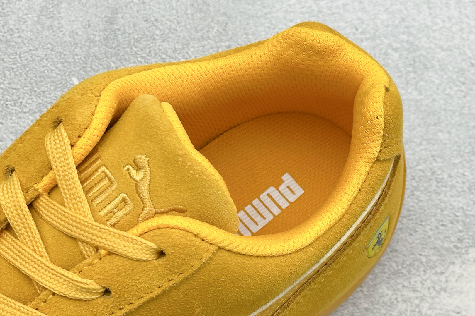 M版Puma Speedcet Etoile Wns 彪马薄底德迅复古运动休闲赛车跑鞋 以趣味十足又前卫复古的设计引领潮