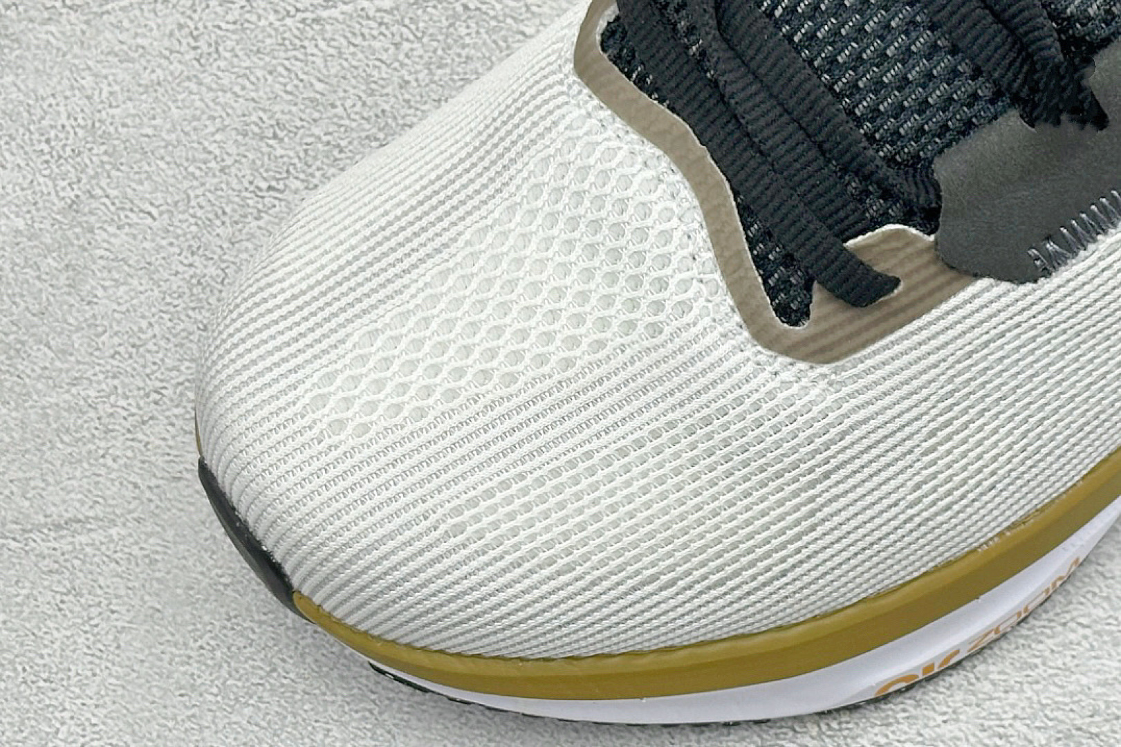 福利特价 Nike Air Zoom Structure 登月 25代 网面透气跑鞋 官方一比一制作 纯原版本 原装组合 福利特价 Nike Air Zoom Structure 登月 25代 网面透气跑鞋 官方一比一制作 纯原版本 原装组合