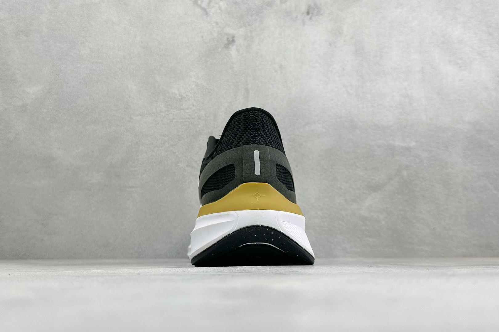 福利特价 Nike Air Zoom Structure 登月 25代 网面透气跑鞋 官方一比一制作 纯原版本 原装组合 福利特价 Nike Air Zoom Structure 登月 25代 网面透气跑鞋 官方一比一制作 纯原版本 原装组合