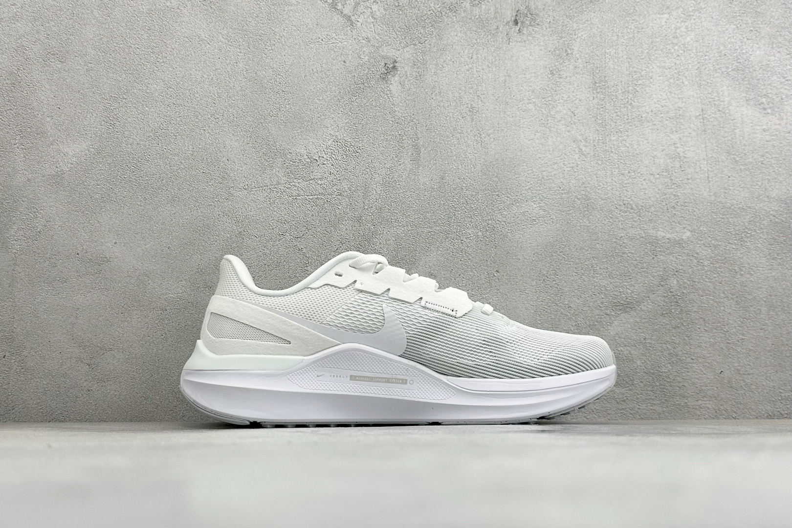 福利特价 Nike Air Zoom Structure 登月 25代 网面透气跑鞋 官方一比一制作 纯原版本 原装组合 福利特价 Nike Air Zoom Structure 登月 25代 网面透气跑鞋 官方一比一制作 纯原版本 原装组合