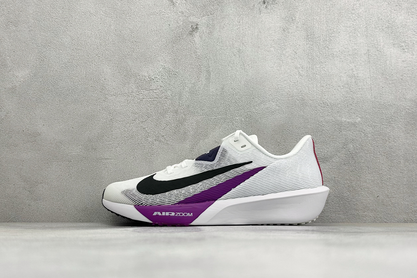 福利特价 Nk Zoom Rival Fly 4 耐克超弹轻盈跑步鞋 #鞋款搭载 Flyknit 材料 打造出众弹性 易 福利特价 Nk Zoom Rival Fly 4 耐克超弹轻盈跑步鞋 #鞋款搭载 Flyknit 材料 打造出众弹性 易