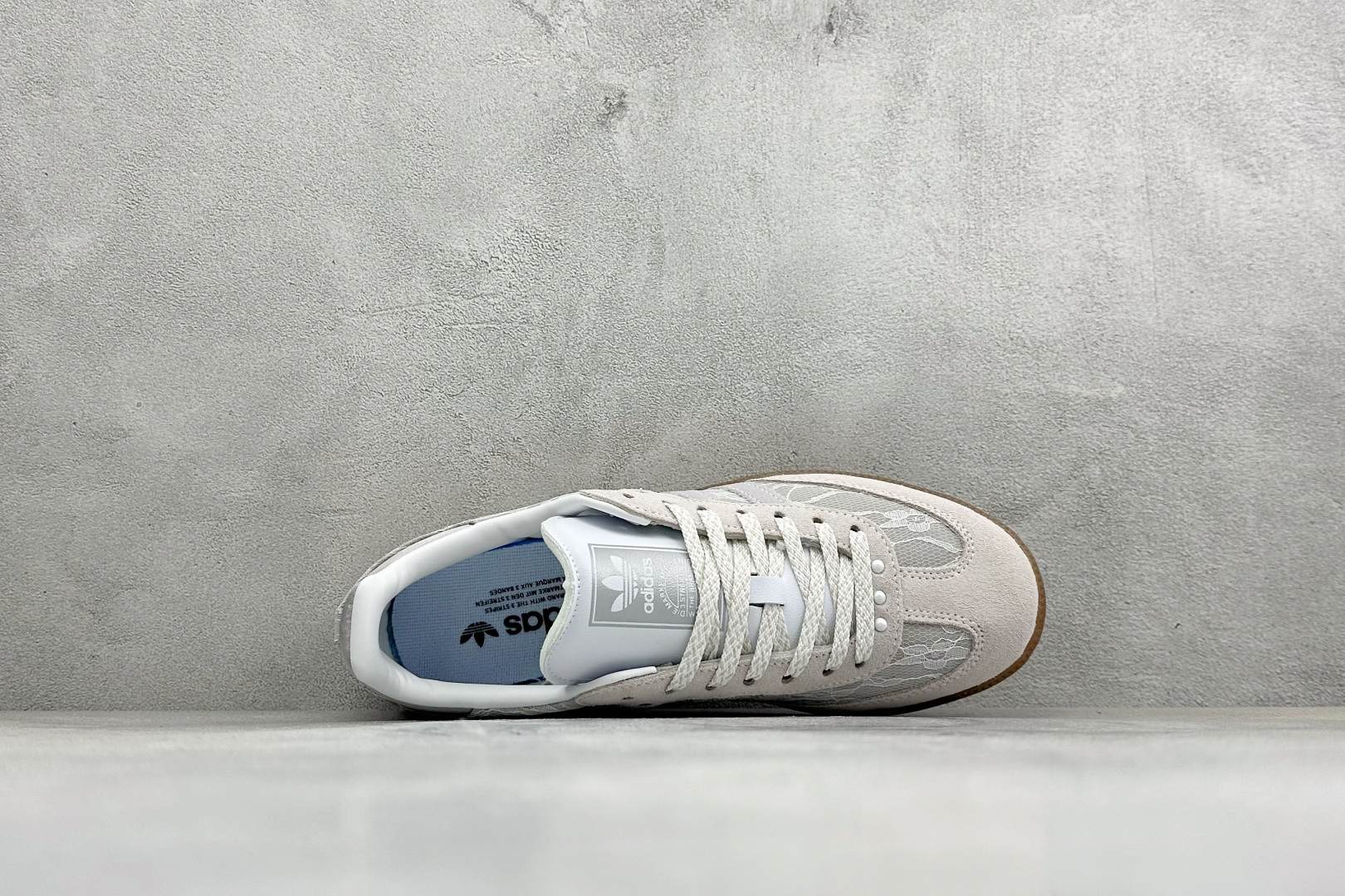 ZC版Adidas Originals Samba OG 阿迪桑巴舞系列绅士德训足球风百搭低帮休闲运动板鞋 货号: KH