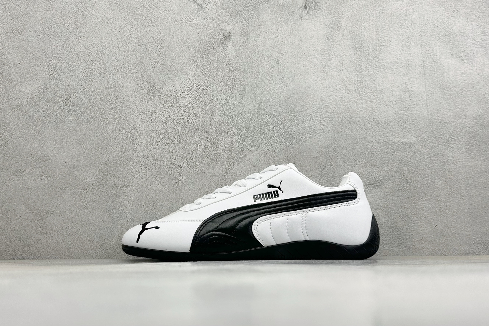 M版Puma Speedcet Etoile Wns 彪马薄底德迅复古运动休闲赛车跑鞋 以趣味十足又前卫复古的设计引领潮