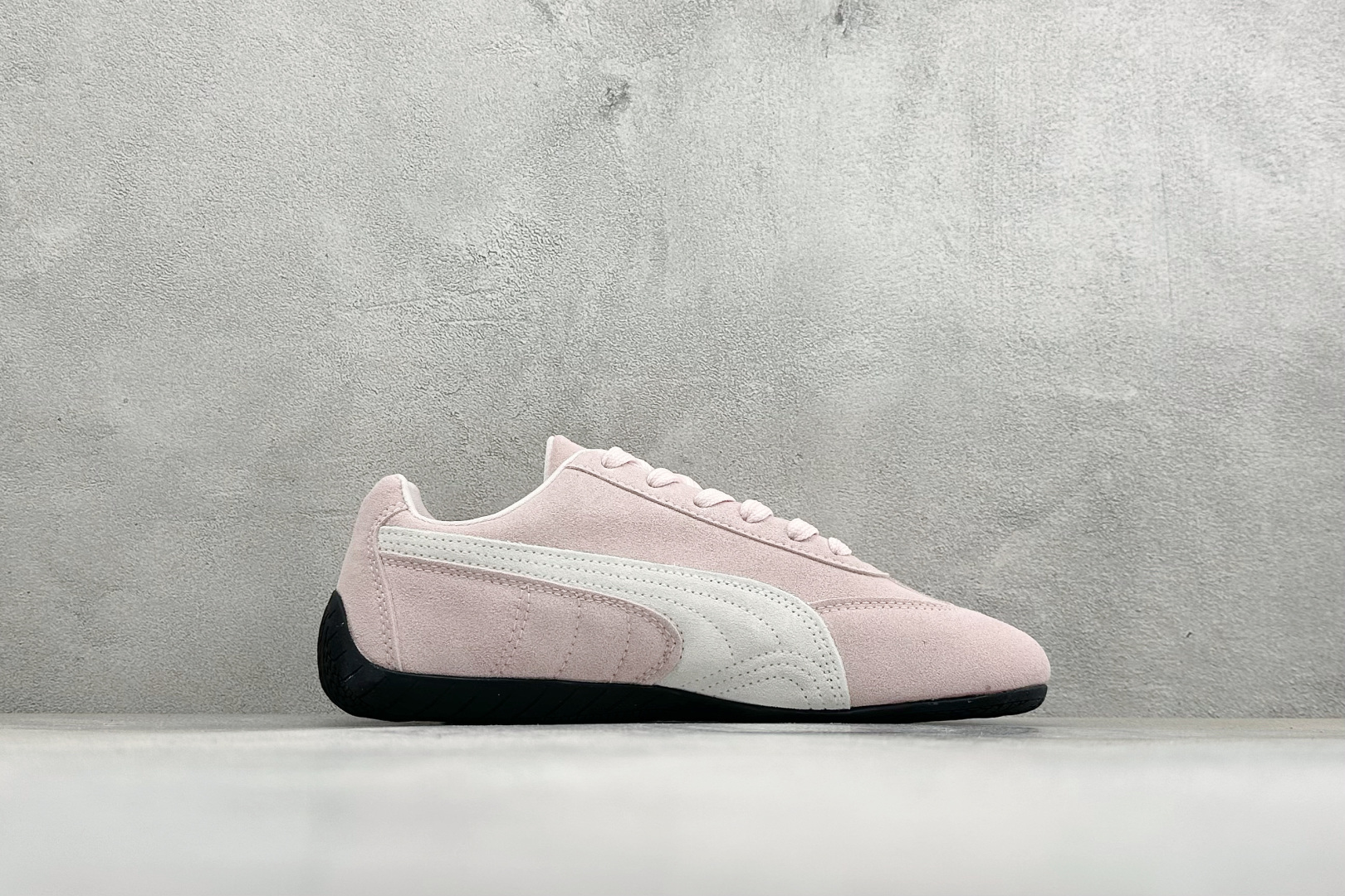 M版Puma Speedcet Etoile Wns 彪马薄底德迅复古运动休闲赛车跑鞋 以趣味十足又前卫复古的设计引领潮