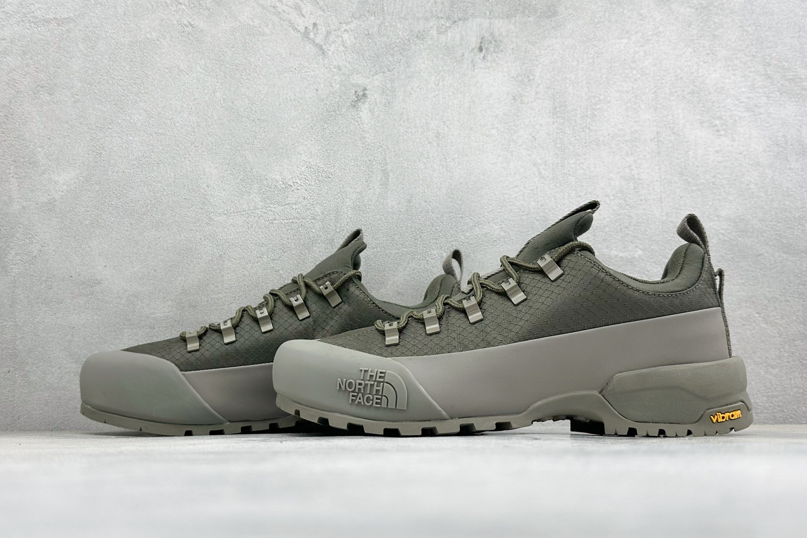 The North Face 北面 户外运动休闲登山鞋越野徒步鞋 #大厂品质 面料采用进口牛皮 鞋底采用Vibram黄金