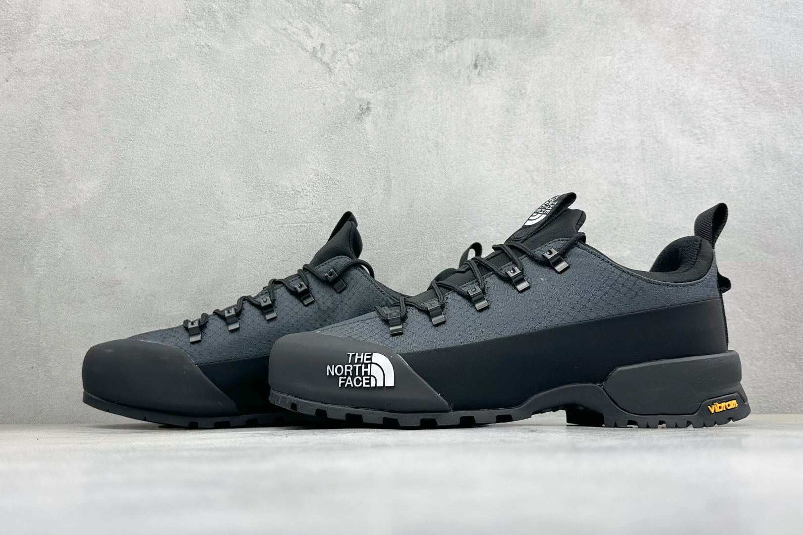 The North Face 北面 户外运动休闲登山鞋越野徒步鞋 #大厂品质 面料采用进口牛皮 鞋底采用Vibram黄金
