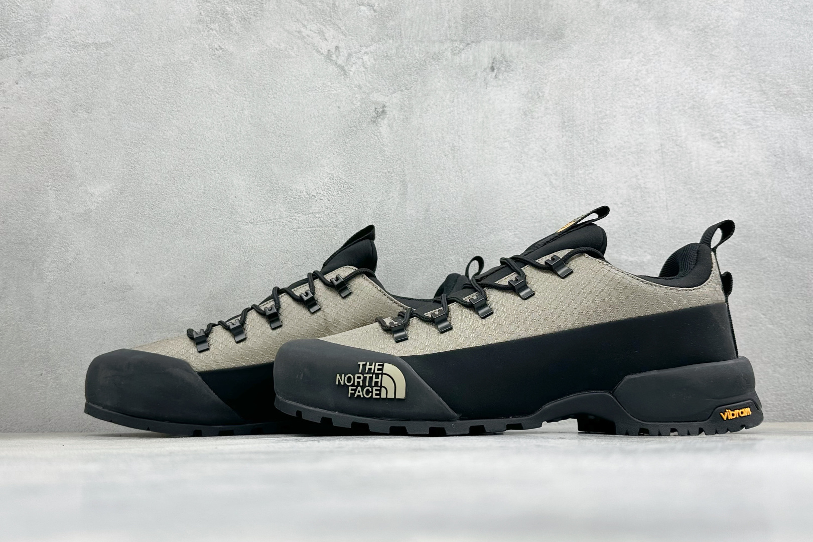 The North Face 北面 户外运动休闲登山鞋越野徒步鞋 #大厂品质 面料采用进口牛皮 鞋底采用Vibram黄金