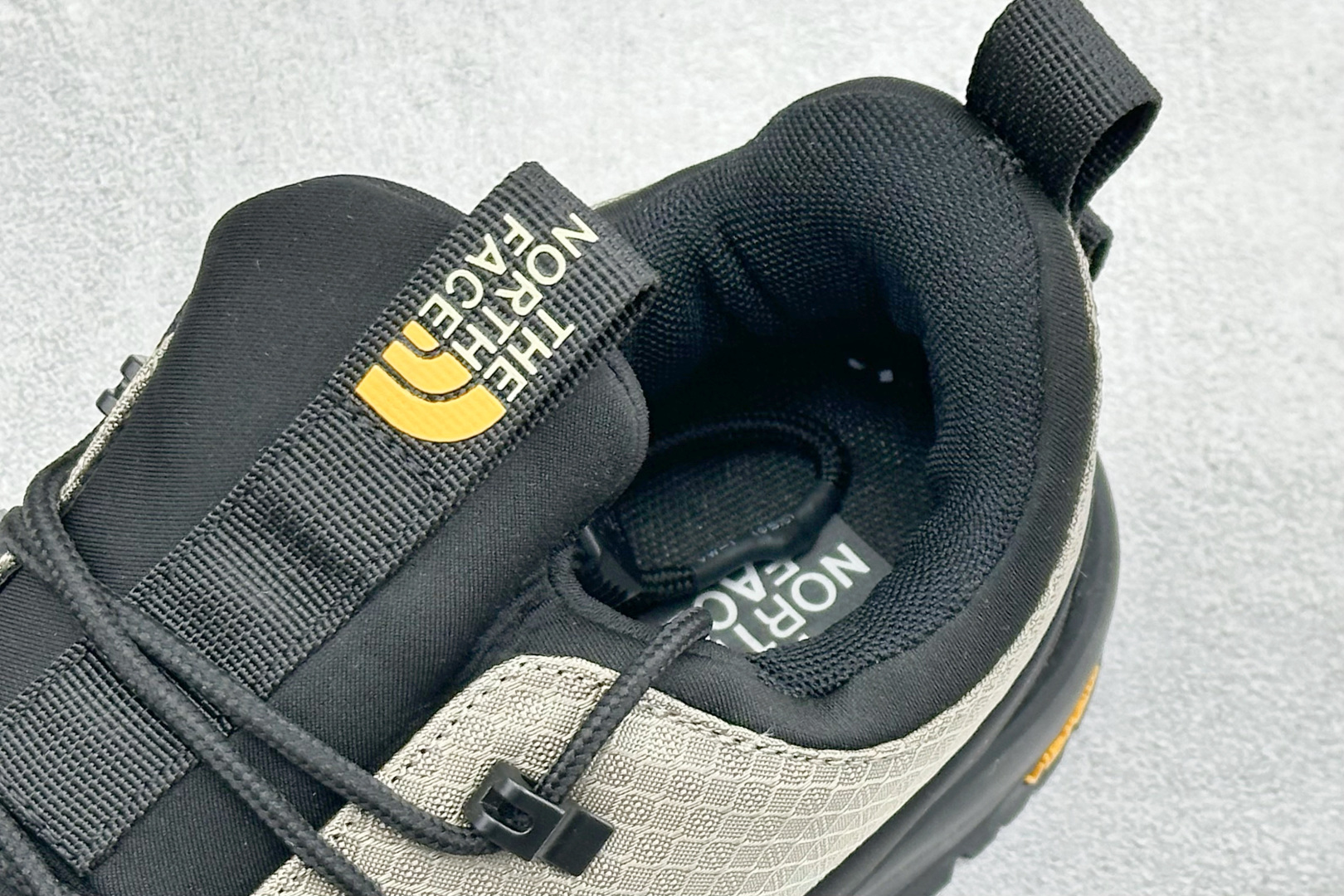 The North Face 北面 户外运动休闲登山鞋越野徒步鞋 #大厂品质 面料采用进口牛皮 鞋底采用Vibram黄金
