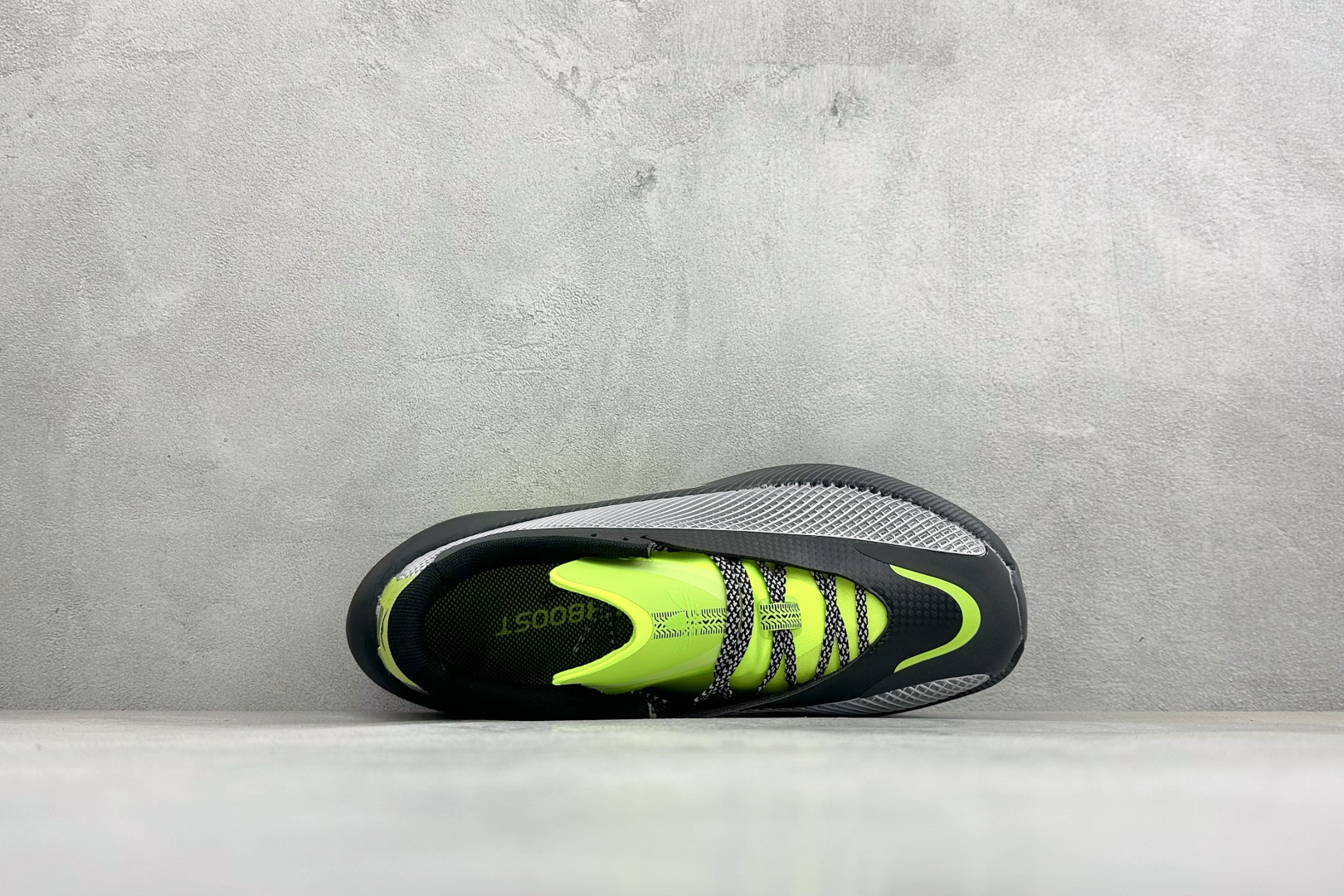 JF版AD Hyper Boost Edge M 轻量竞速运动跑鞋 CELERMESH针织网面非常轻薄 纤维间的缝隙很大