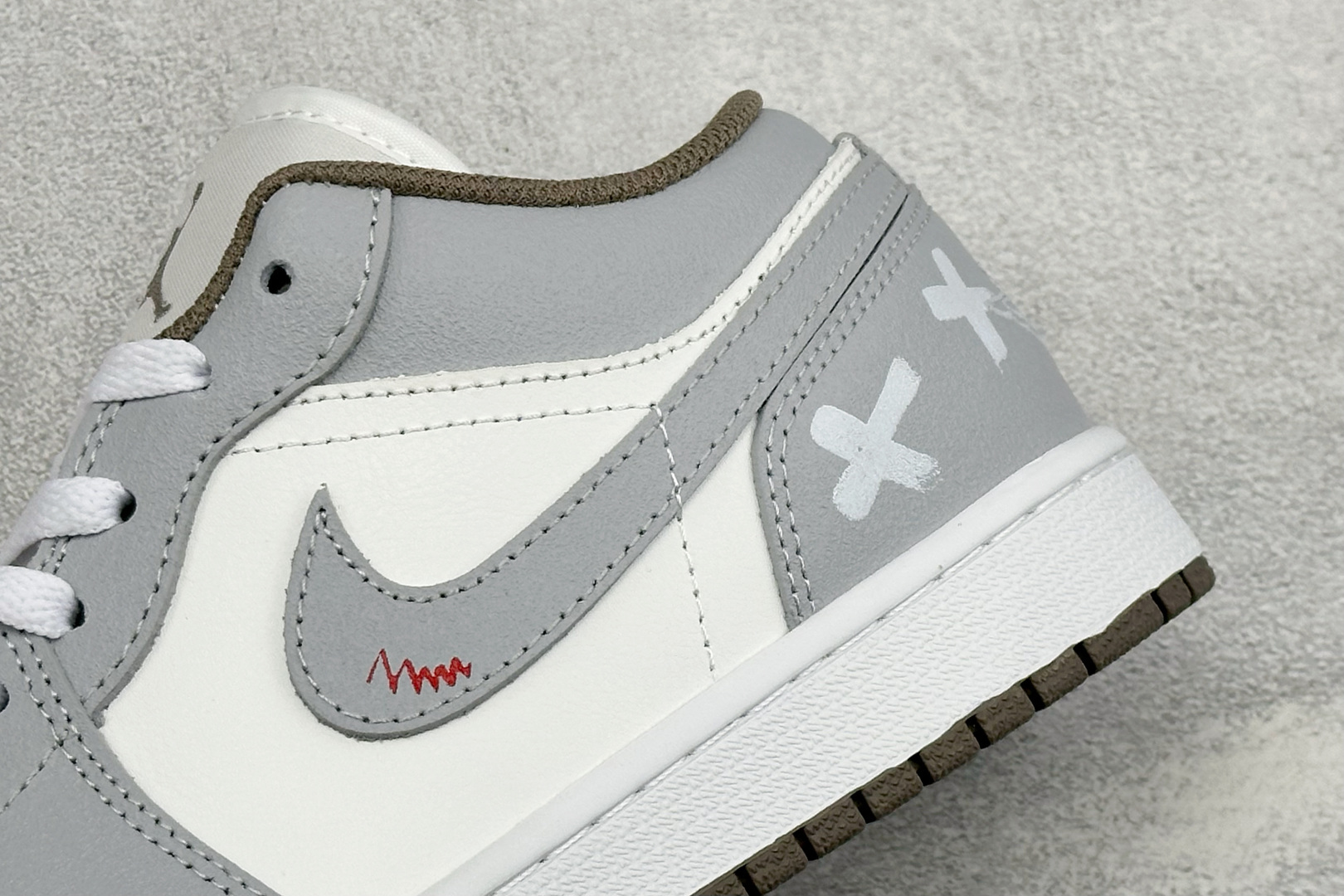 Air Jordan 1 Low 灰白 AJ1乔1低帮休闲板鞋 同步官方配色 市场唯一独家头层皮打造 原鞋原档案开发 原