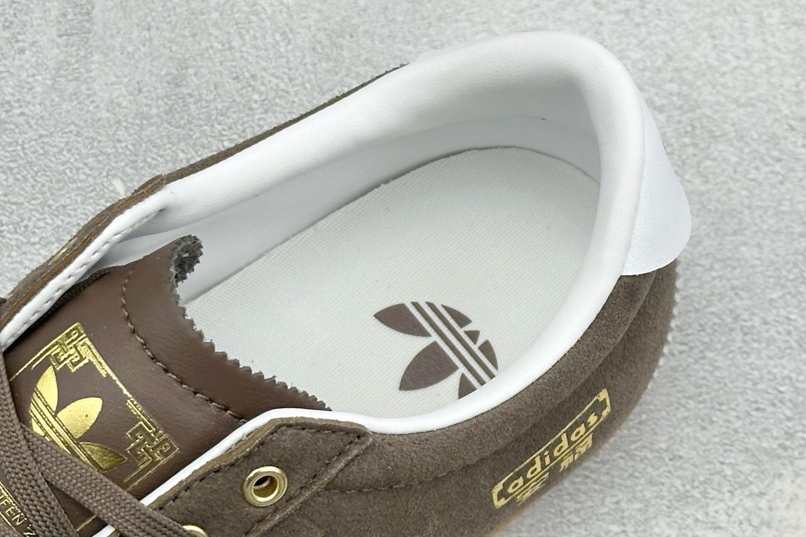 Adidas Originals Anfu 经典百搭 阿迪达斯 安福 休闲复古 百搭舒适 低帮休闲板鞋 货号: KJ39