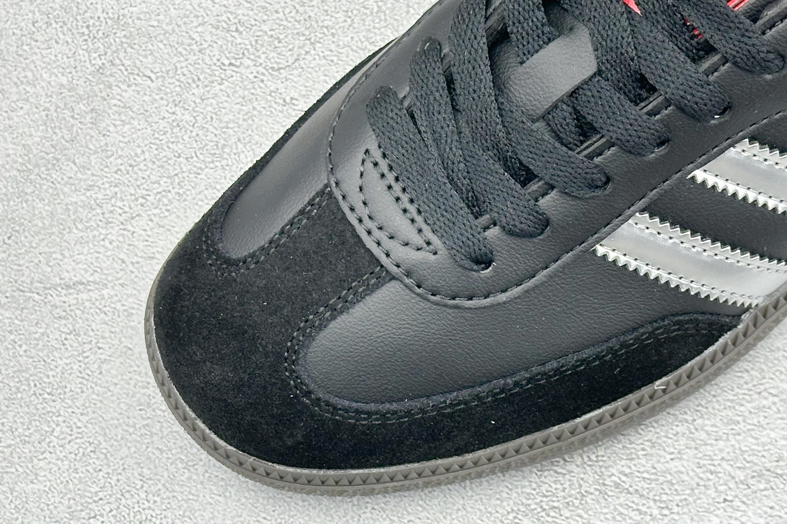 Adidas Originals Samba OG 阿迪达斯 桑巴舞系列绅士德训足球风百搭低帮休闲运动板鞋 货号: KH