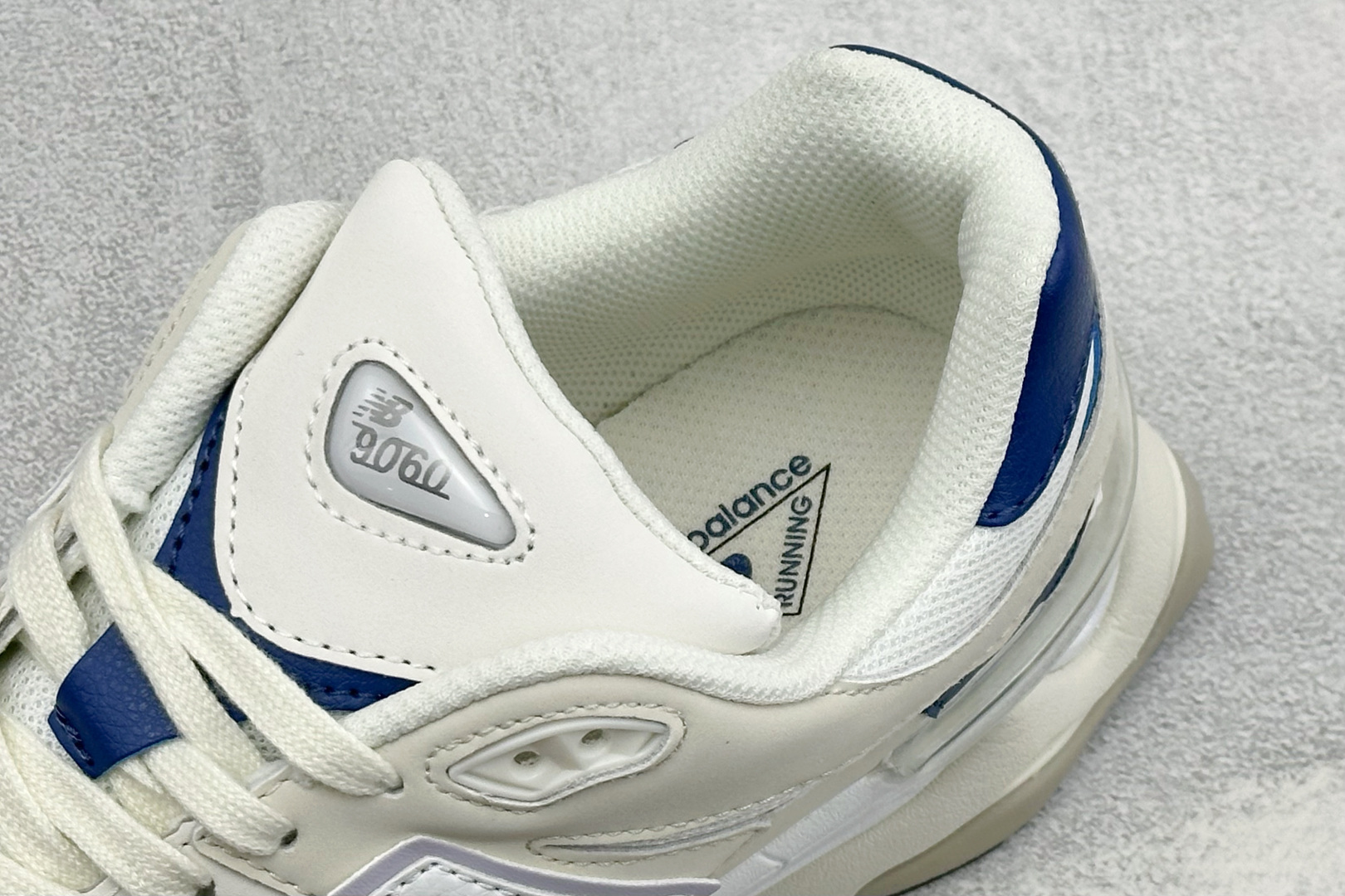 BF版New Balance NB9060 联名款 复古休闲运动慢跑鞋 #鞋款灵感源自设计师本人对夏日的怀日回忆。鞋面大