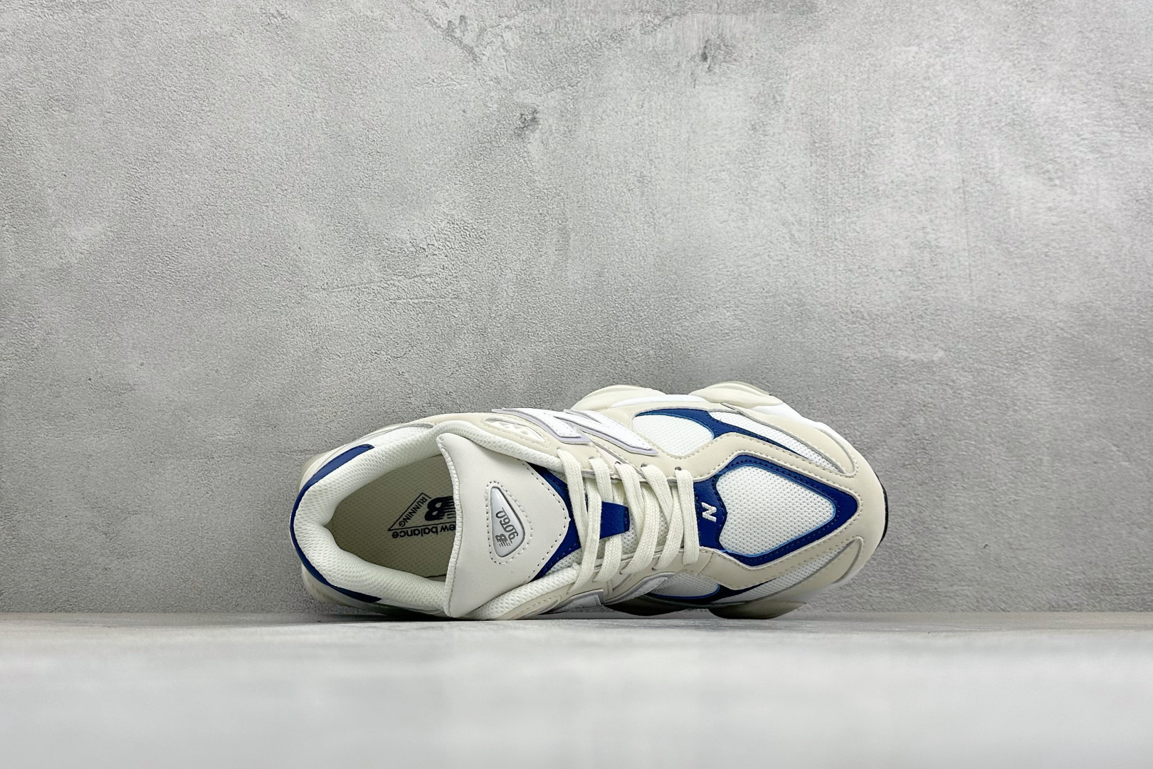 BF版New Balance NB9060 联名款 复古休闲运动慢跑鞋 #鞋款灵感源自设计师本人对夏日的怀日回忆。鞋面大