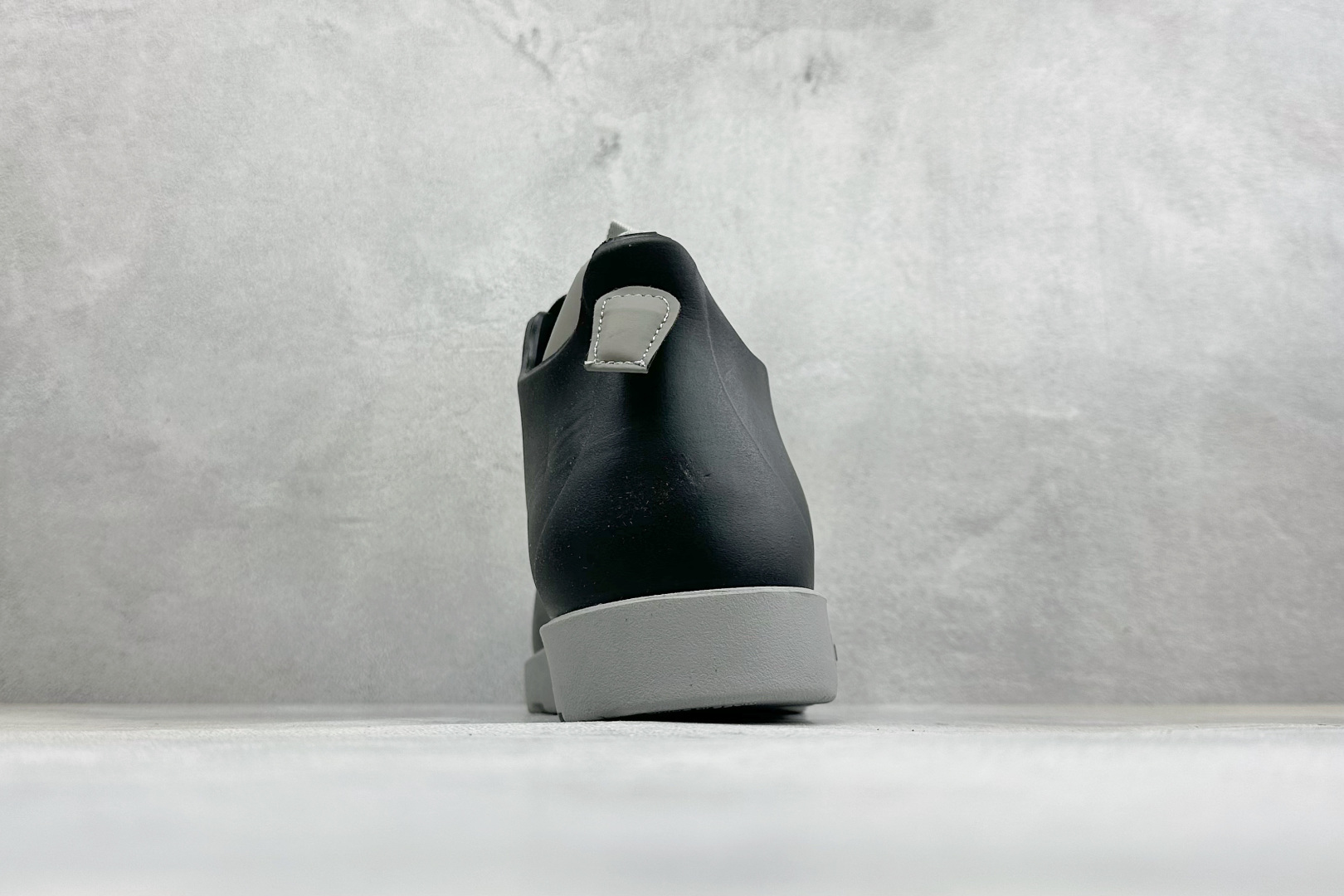 Native Shoes Fitzsimmons 3.0海藻系列 户外街头风防水面包鞋欧包靴 撞色可拆卸袜套 舒适透气 Native Shoes Fitzsimmons 3.0海藻系列 户外街头风防水面包鞋欧包靴 撞色可拆卸袜套 舒适透气