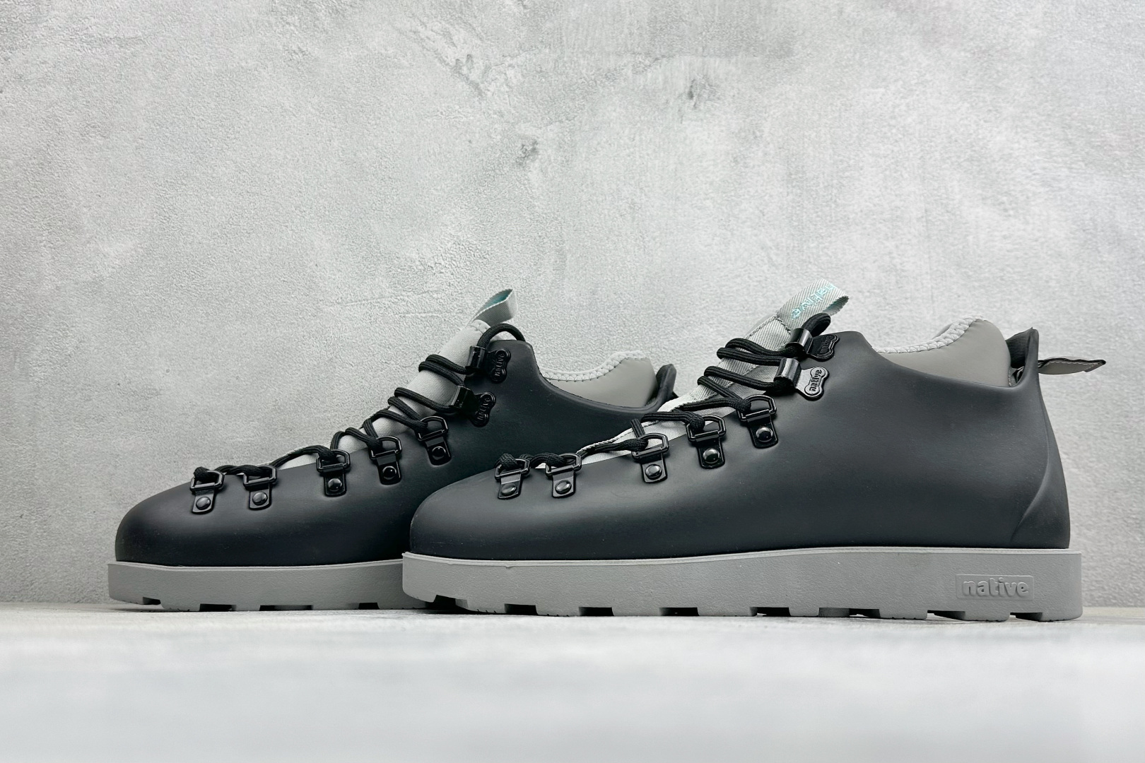 Native Shoes Fitzsimmons 3.0海藻系列 户外街头风防水面包鞋欧包靴 撞色可拆卸袜套 舒适透气 Native Shoes Fitzsimmons 3.0海藻系列 户外街头风防水面包鞋欧包靴 撞色可拆卸袜套 舒适透气