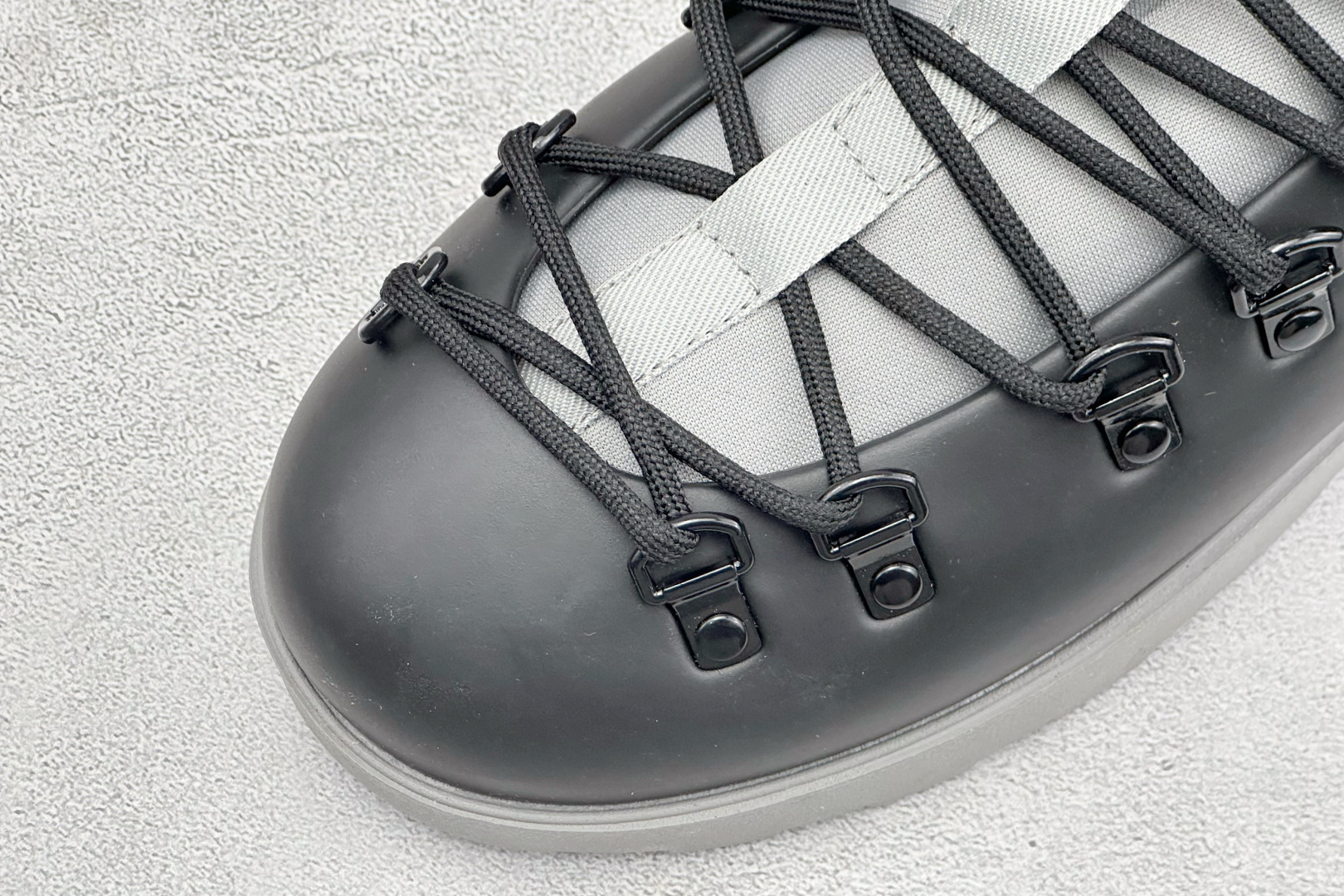 Native Shoes Fitzsimmons 3.0海藻系列 户外街头风防水面包鞋欧包靴 撞色可拆卸袜套 舒适透气 Native Shoes Fitzsimmons 3.0海藻系列 户外街头风防水面包鞋欧包靴 撞色可拆卸袜套 舒适透气