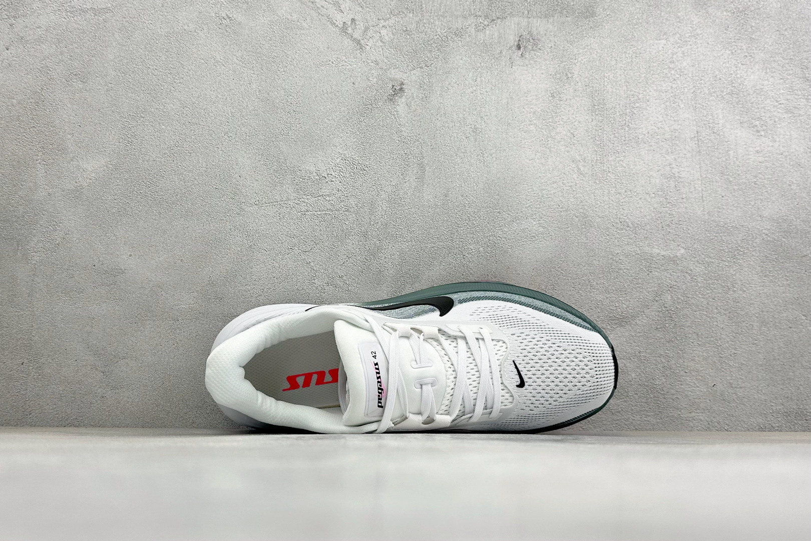 CH版NK AIR ZOOM PEGASUS 42 登月休闲运动跑鞋 兼顾迅疾外观和稳固脚感 后跟覆面和中足动态支撑巧妙