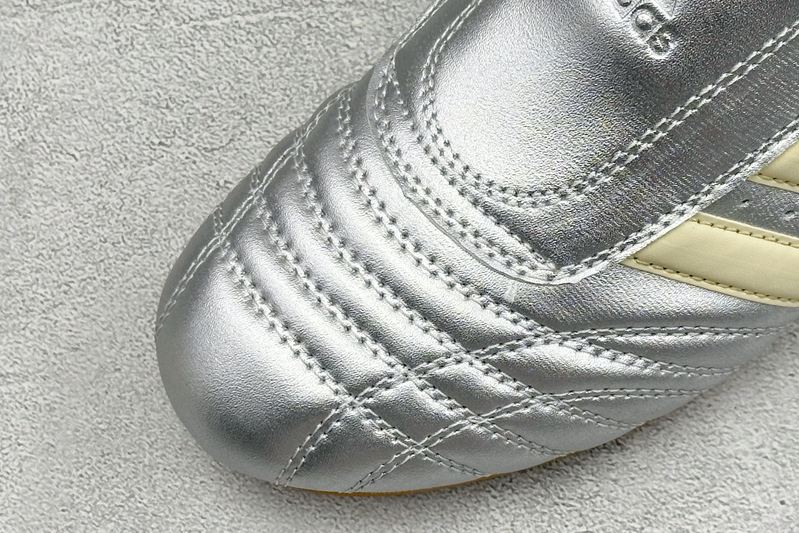 XH版Adidas originals Taekwondo Low 跆拳道系列 经典复古薄底训练慢跑鞋 TAEKWOND