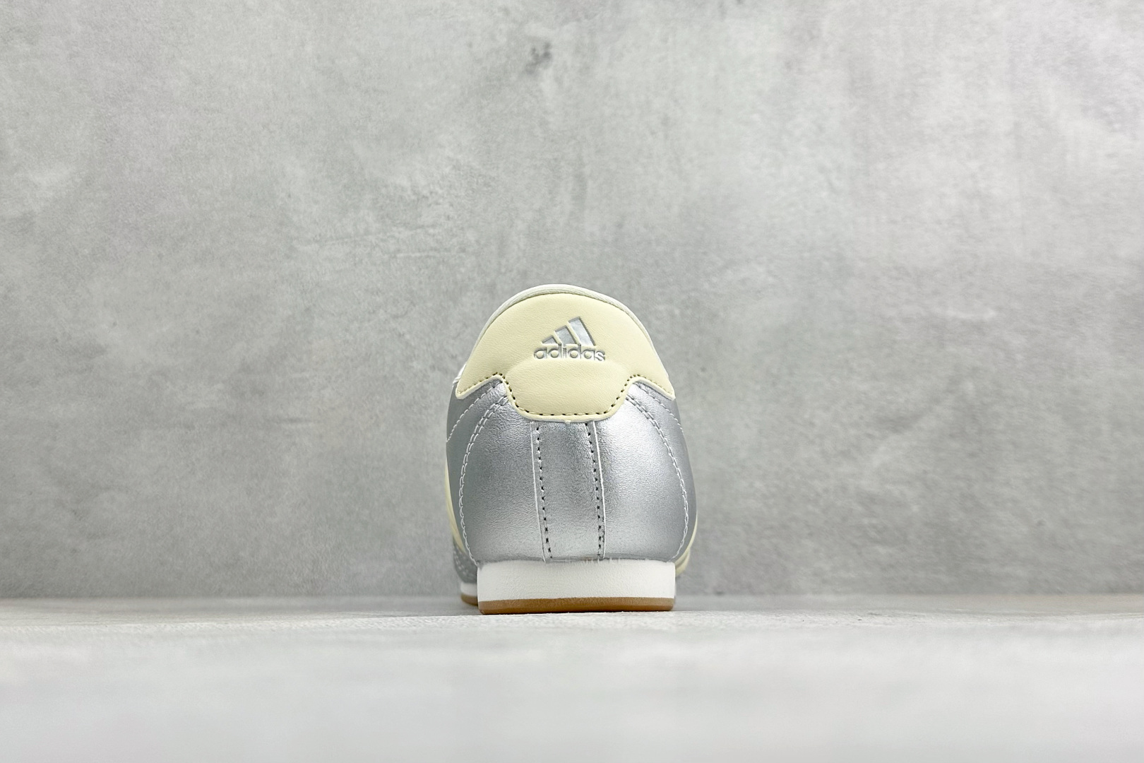 XH版Adidas originals Taekwondo Low 跆拳道系列 经典复古薄底训练慢跑鞋 TAEKWOND