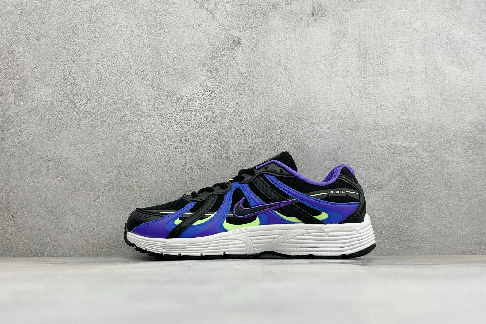 NIKE P-9000 复古休闲 耐克 低帮休闲城市通勤跑步鞋 货号: IZ4751-005 尺码: 36-45没半码 