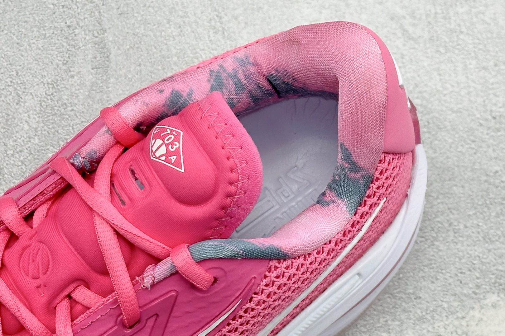 纯原Nike Air Zoom G.T.Cut EP耐克GT实战系列篮球鞋 #完美版型 革新四层加厚复合鞋面(正品3层) 纯原Nike Air Zoom G.T.Cut EP耐克GT实战系列篮球鞋 #完美版型 革新四层加厚复合鞋面(正品3层)