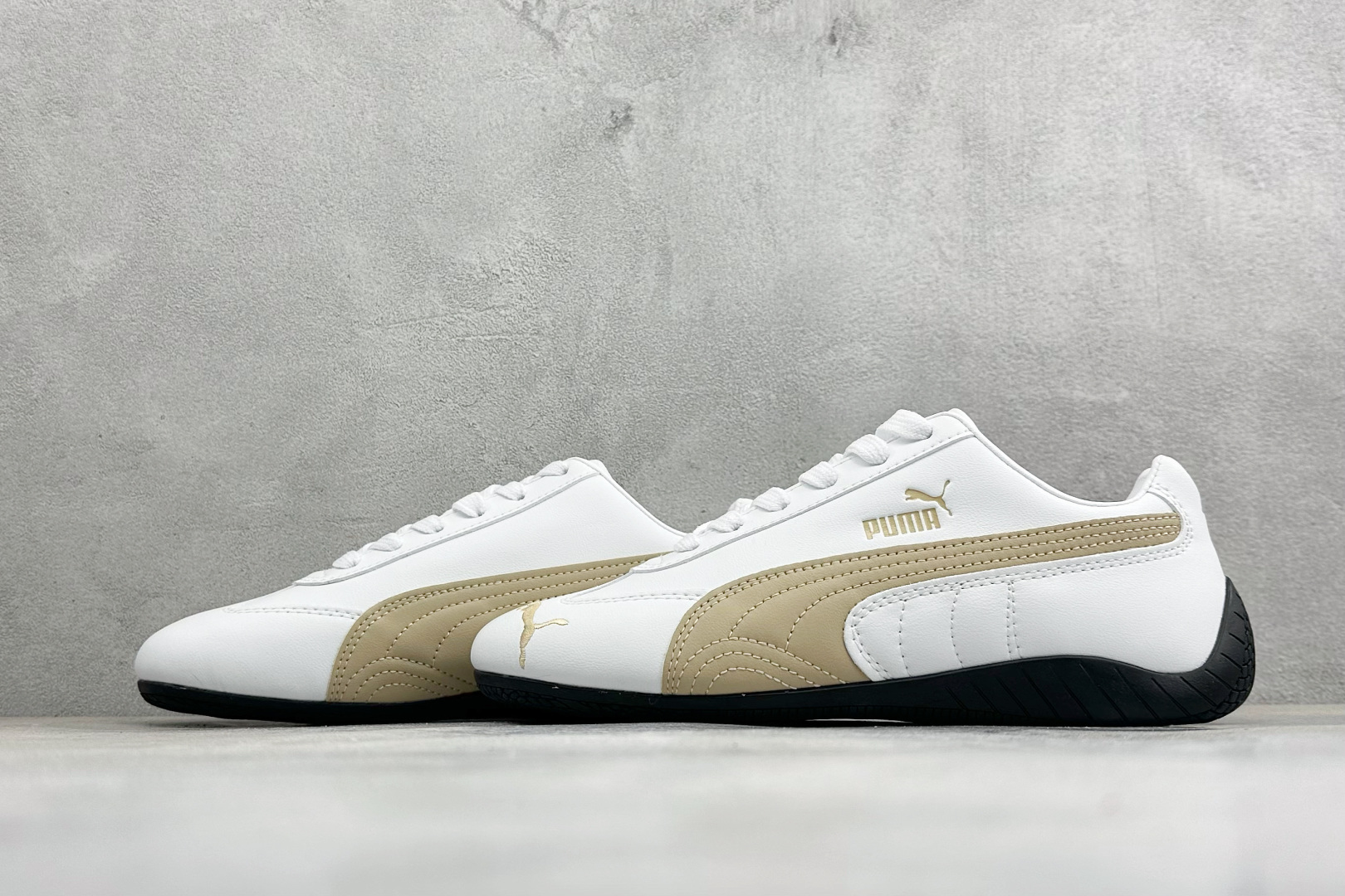 M版Puma Speedcet Etoile Wns 彪马薄底德迅复古运动休闲赛车跑鞋 以趣味十足又前卫复古的设计引领潮