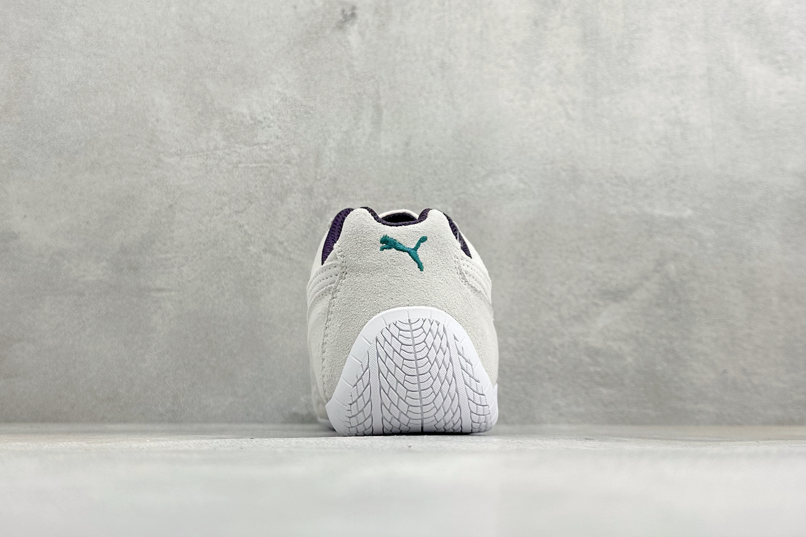 M版Puma Speedcet Etoile Wns 彪马薄底德迅复古运动休闲赛车跑鞋 以趣味十足又前卫复古的设计引领潮