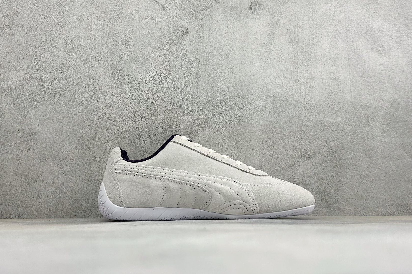 M版Puma Speedcet Etoile Wns 彪马薄底德迅复古运动休闲赛车跑鞋 以趣味十足又前卫复古的设计引领潮