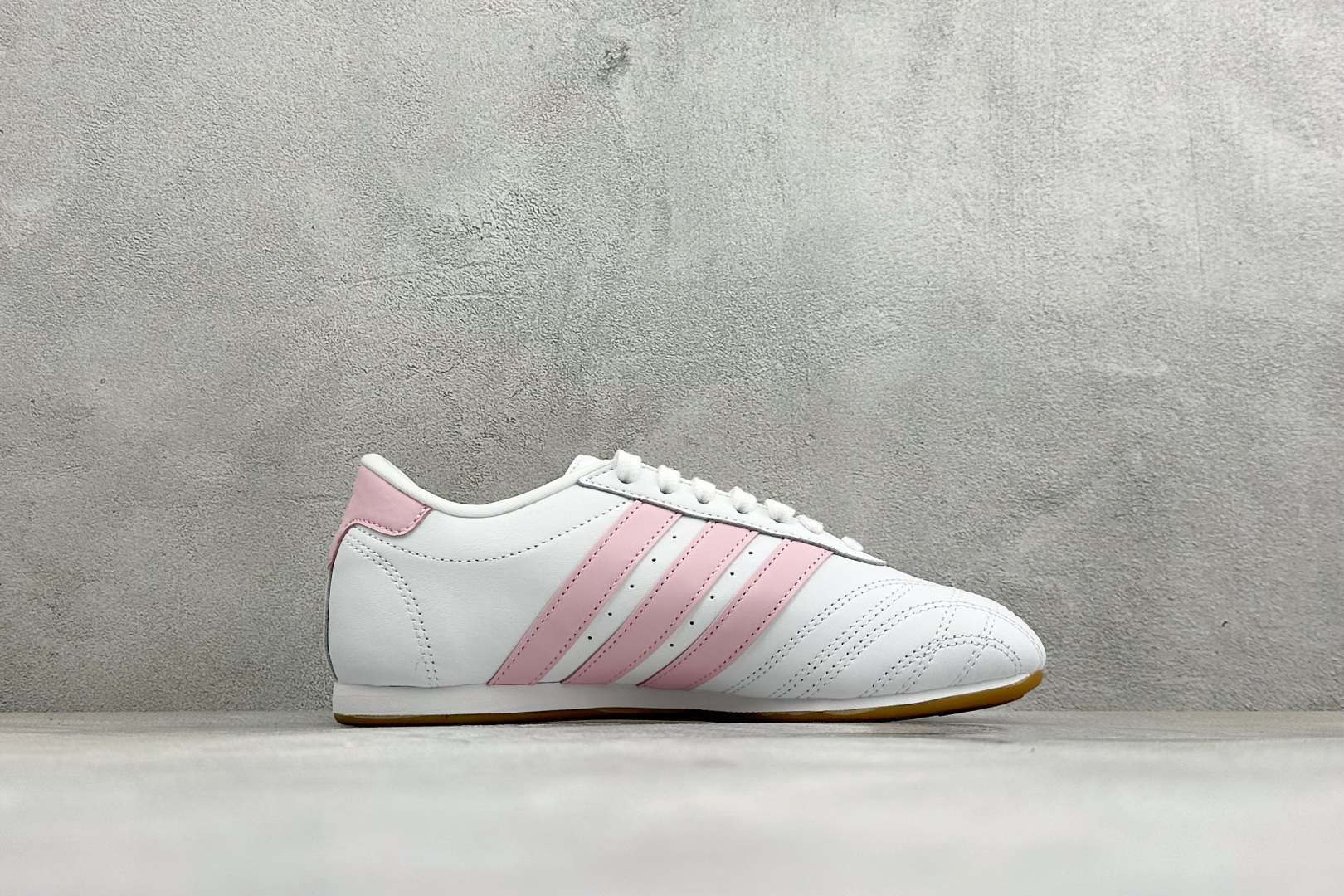 Adidas Originals Taekwondo 阿迪包裏性运动舒适防滑耐磨低帮训练鞋 货号：JS0306 尺码：3
