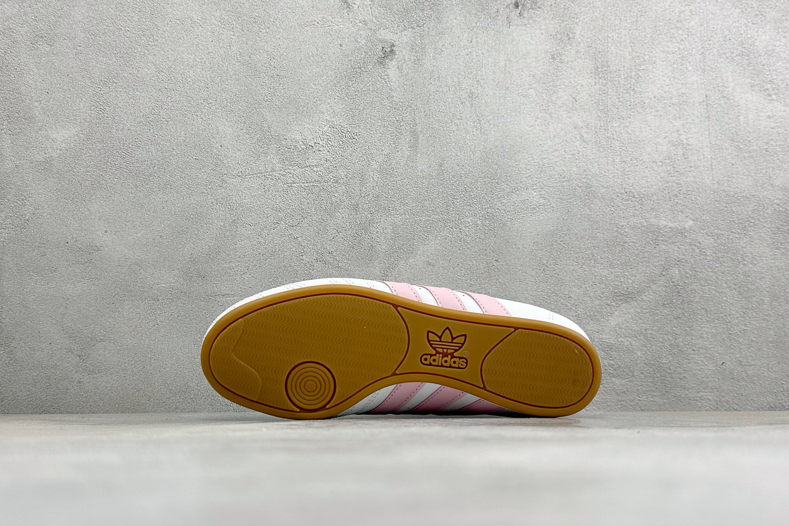 Adidas Originals Taekwondo 阿迪包裏性运动舒适防滑耐磨低帮训练鞋 货号：JS0306 尺码：3
