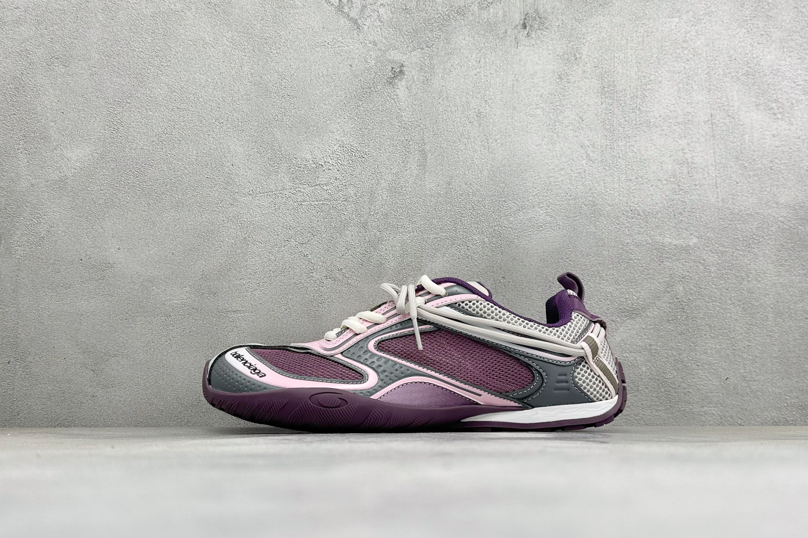 GO版Balenciaga巴黎世家 25代 Radar Gradient Lines 圆头系带logo标志 纯原生产线出