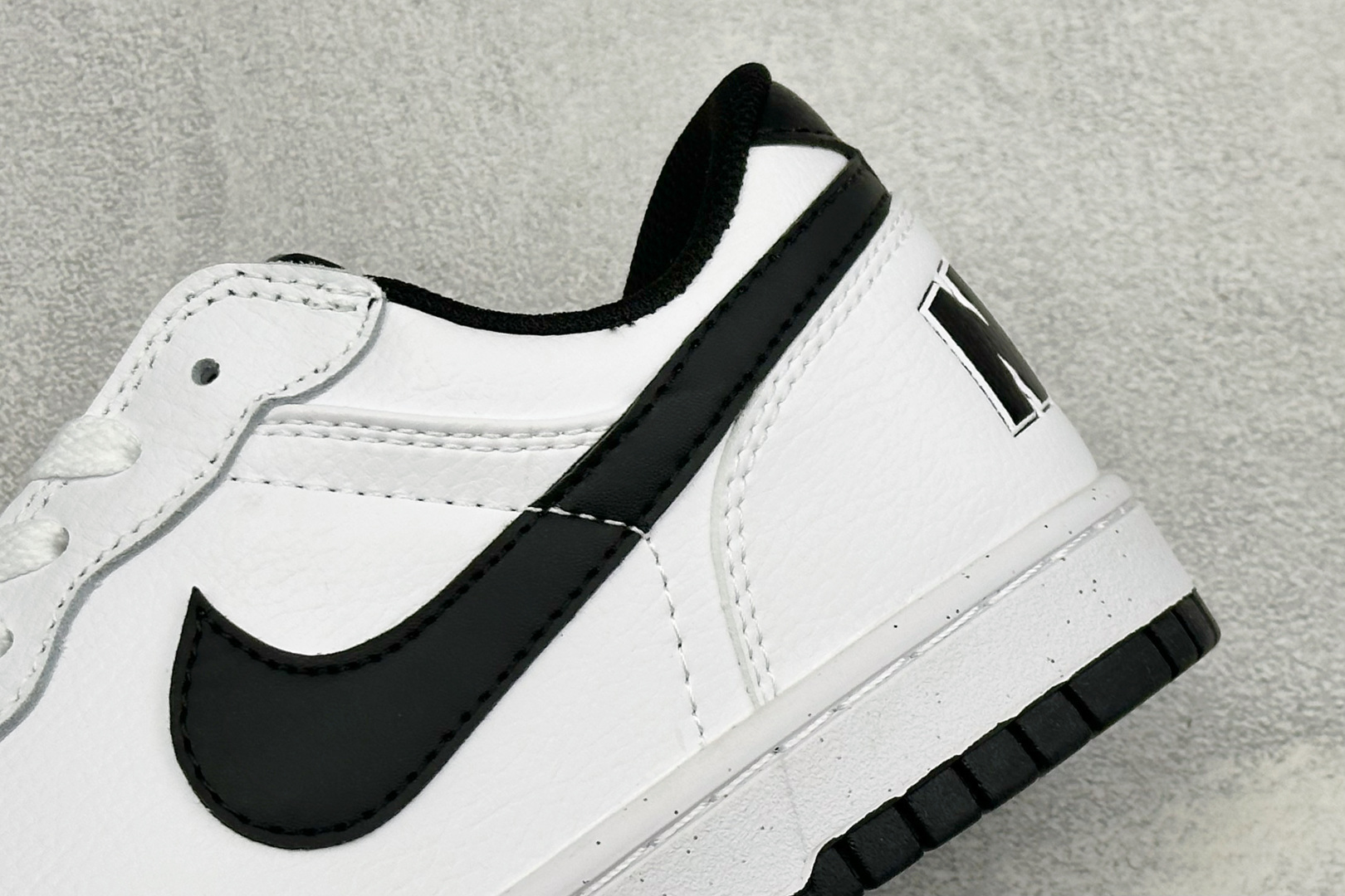 HD版BIG NIKE LOW 耐克 简约百搭 減震耐磨 低帮板鞋 货号: -109 尺码：36-45 